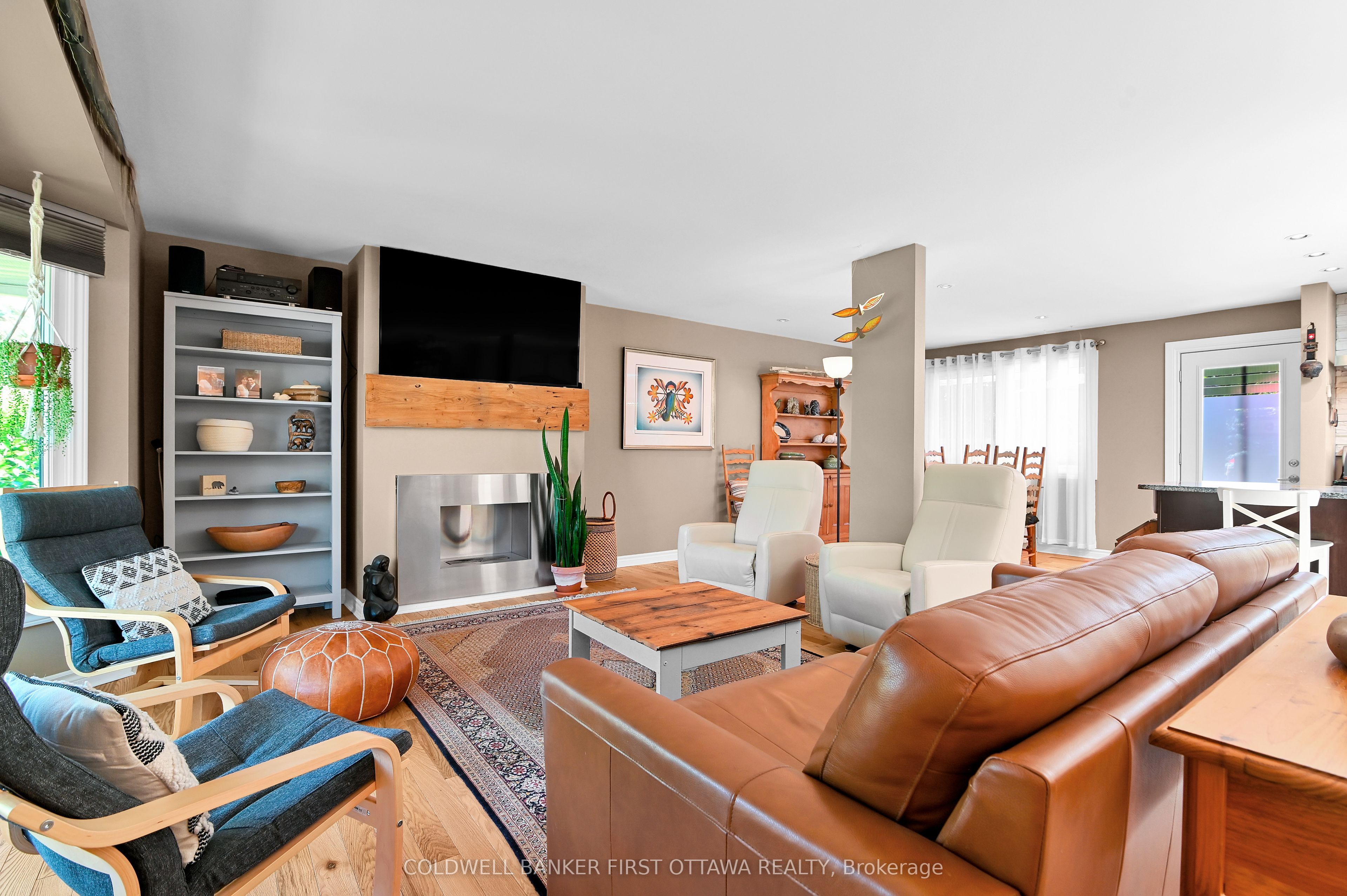 580 Duff Crescent, Beacon Hill North - South and Area, ON K1J 7C5
