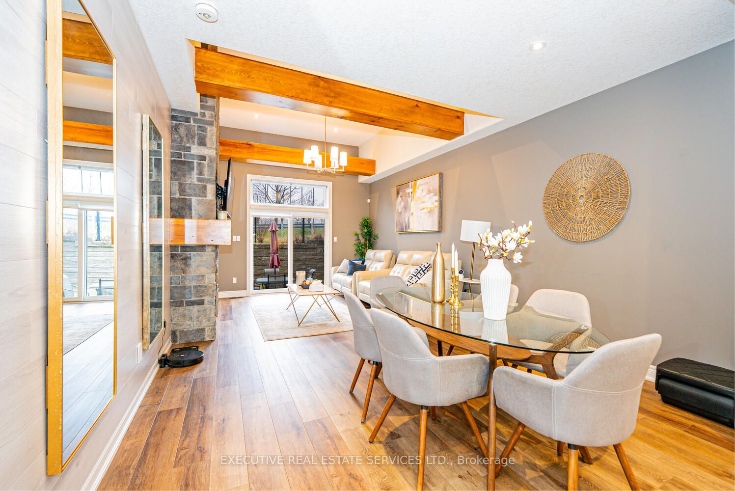 2848 King Street 11, Lincoln, ON L0R 1S0