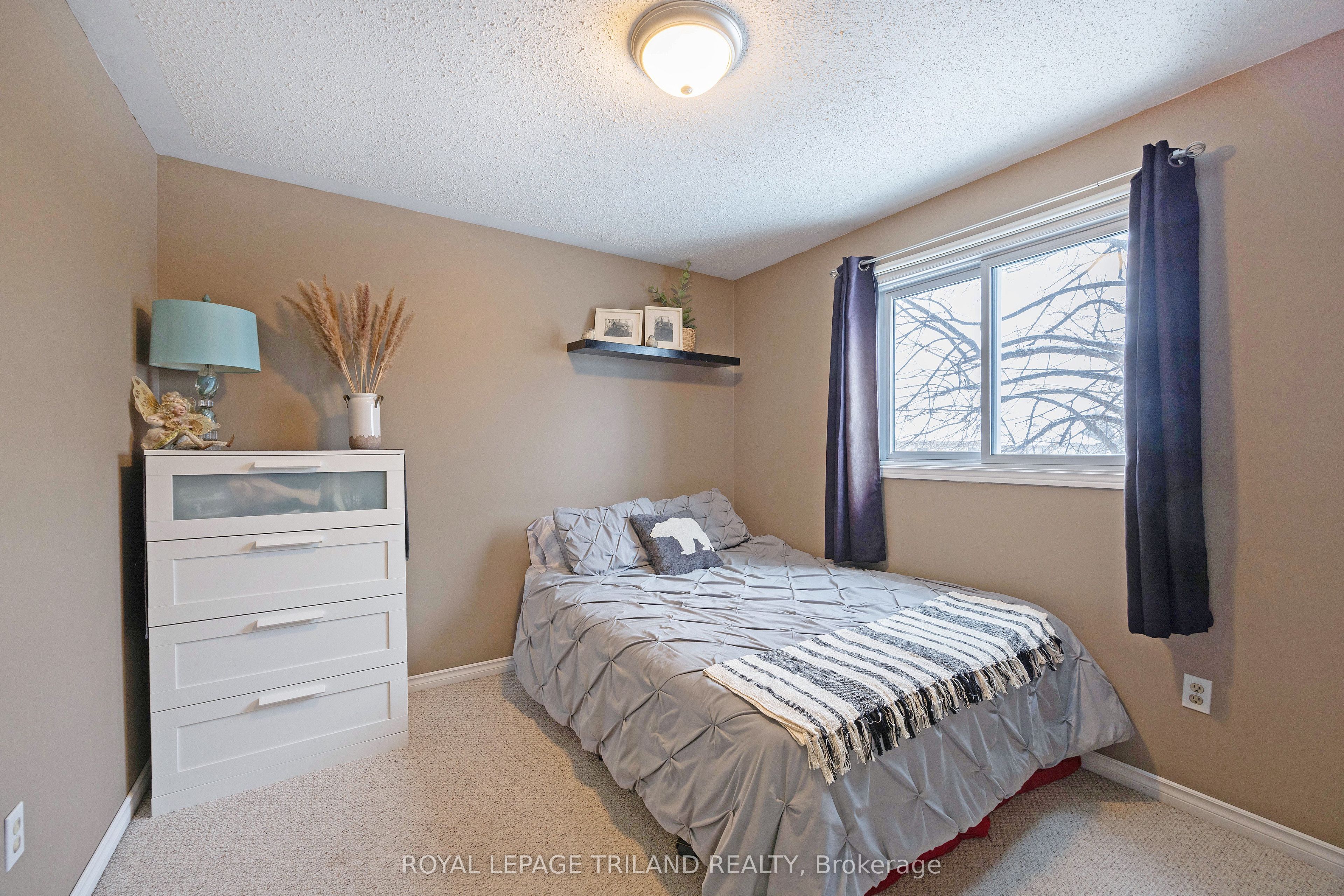 252 Josselyn Drive, London South, ON N6E 3S5