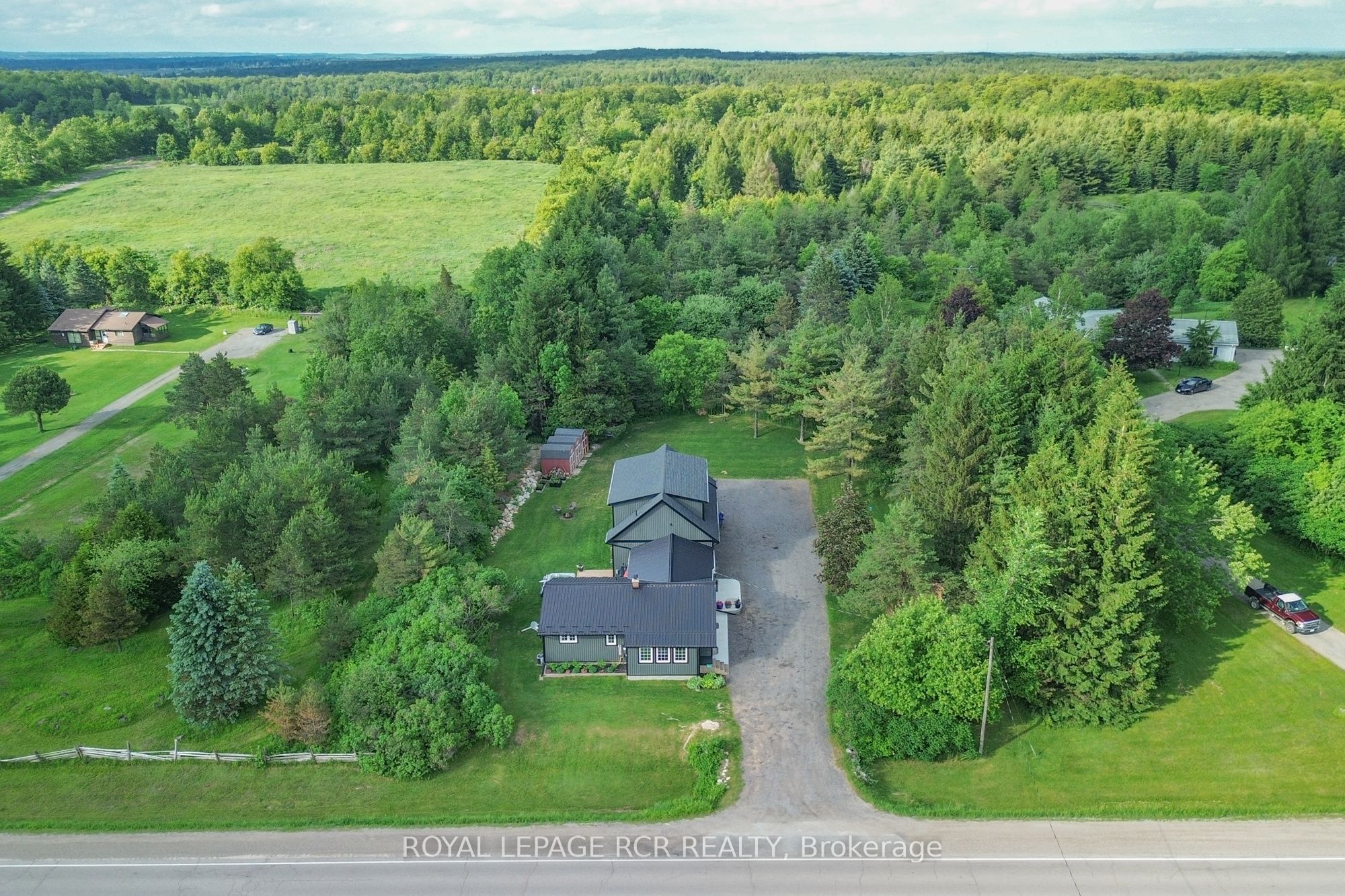 5233 TRAFALGAR Road, Erin, ON N0B 1T0