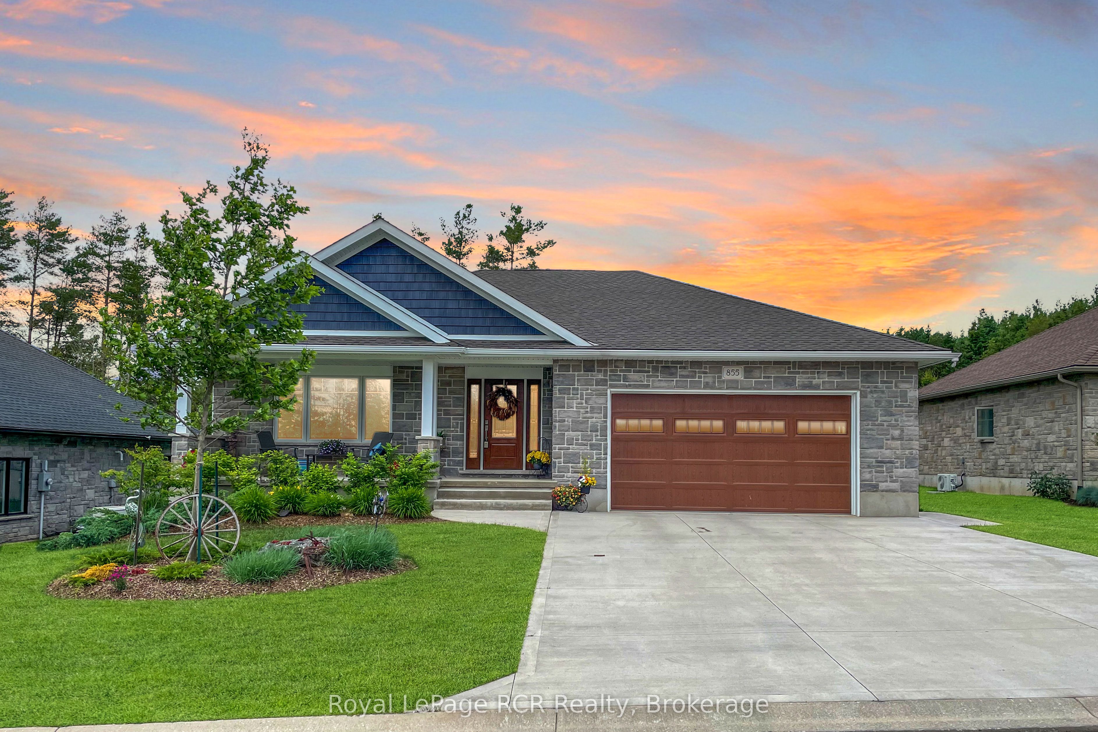 855 17th Street, Hanover, ON N4N 3B8