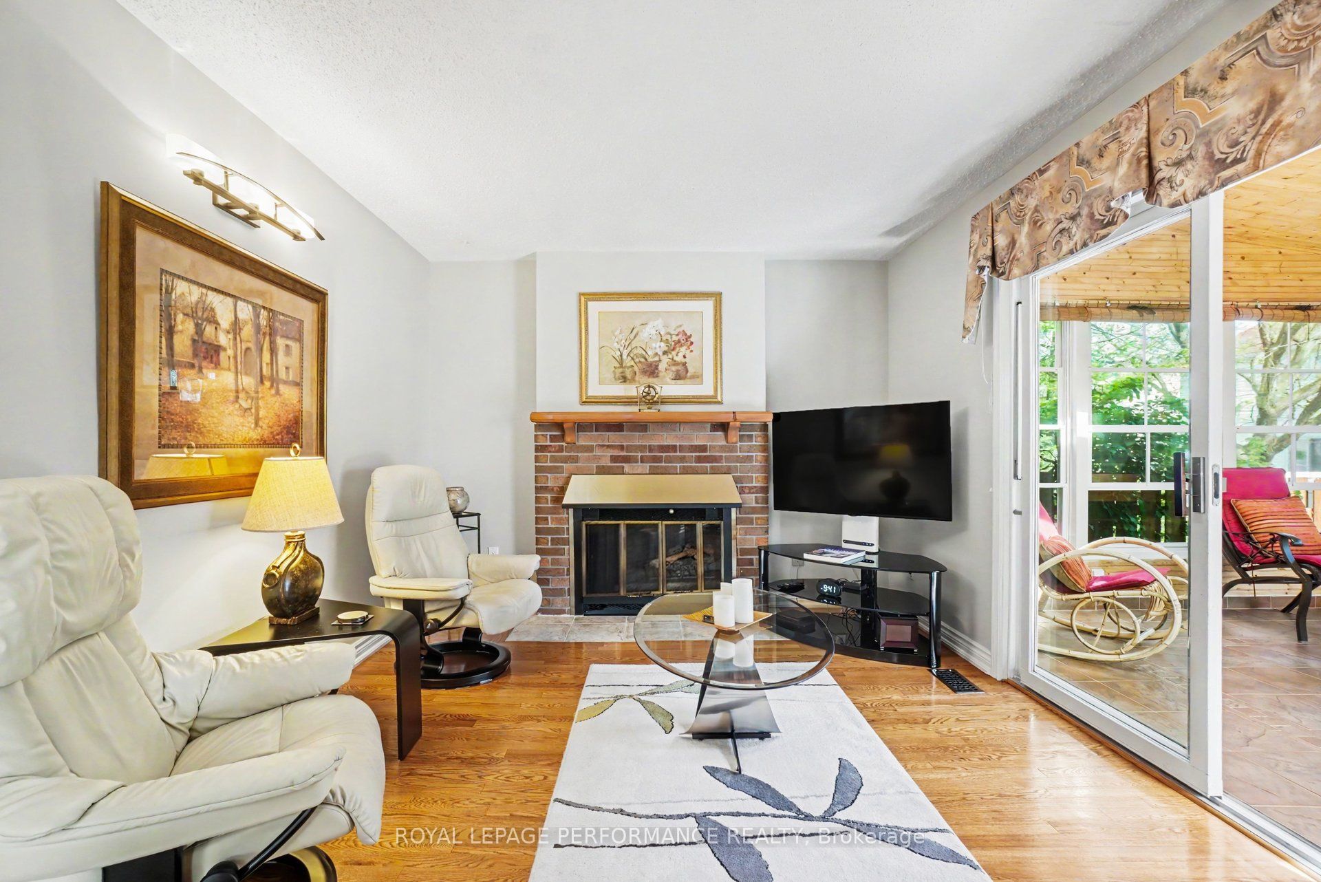 1689 Boisbriand Crescent, Orleans - Convent Glen and Area, ON K1C 4V6