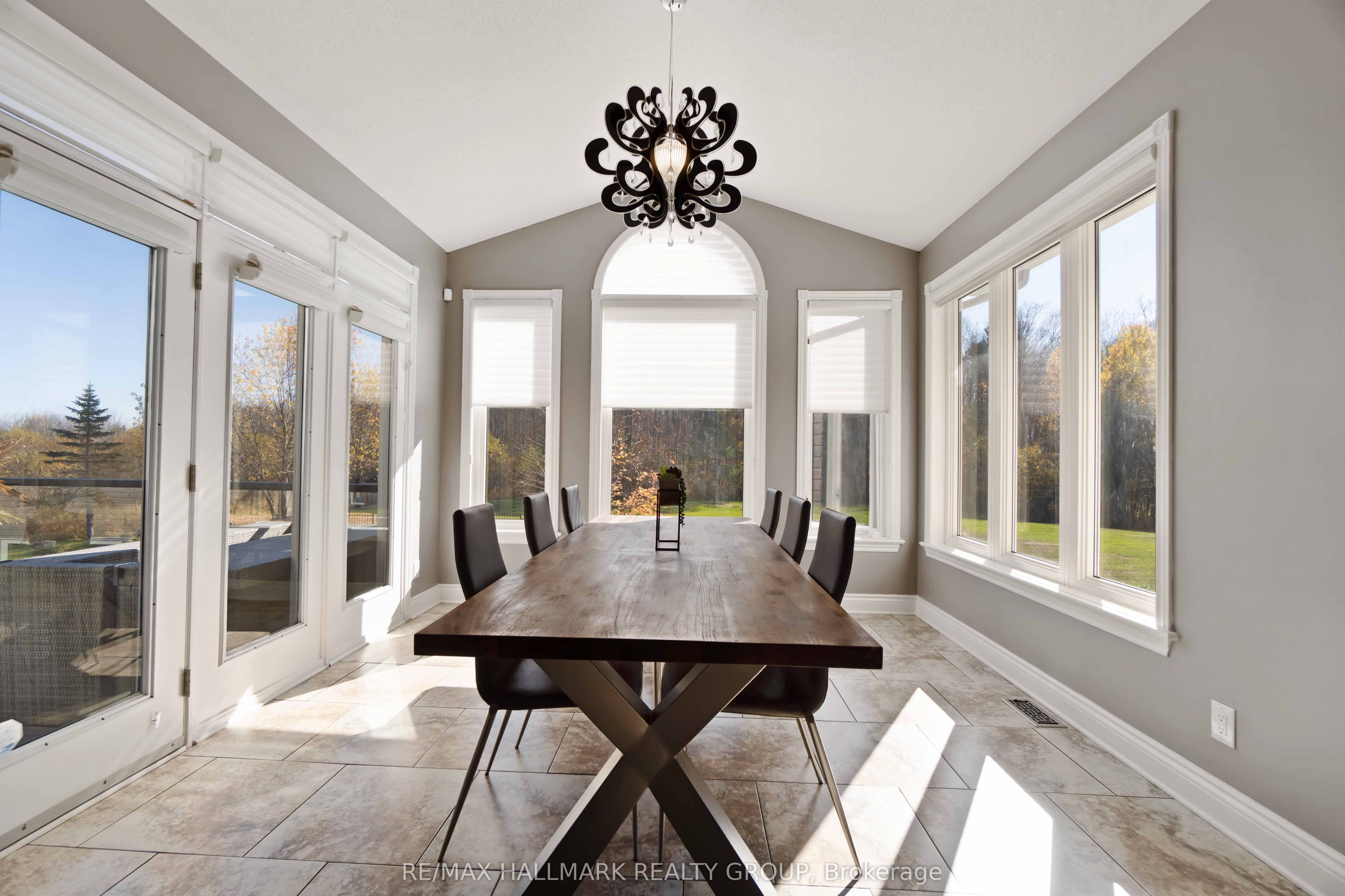 137 Goodman Drive, Kanata, ON K2W 1C7