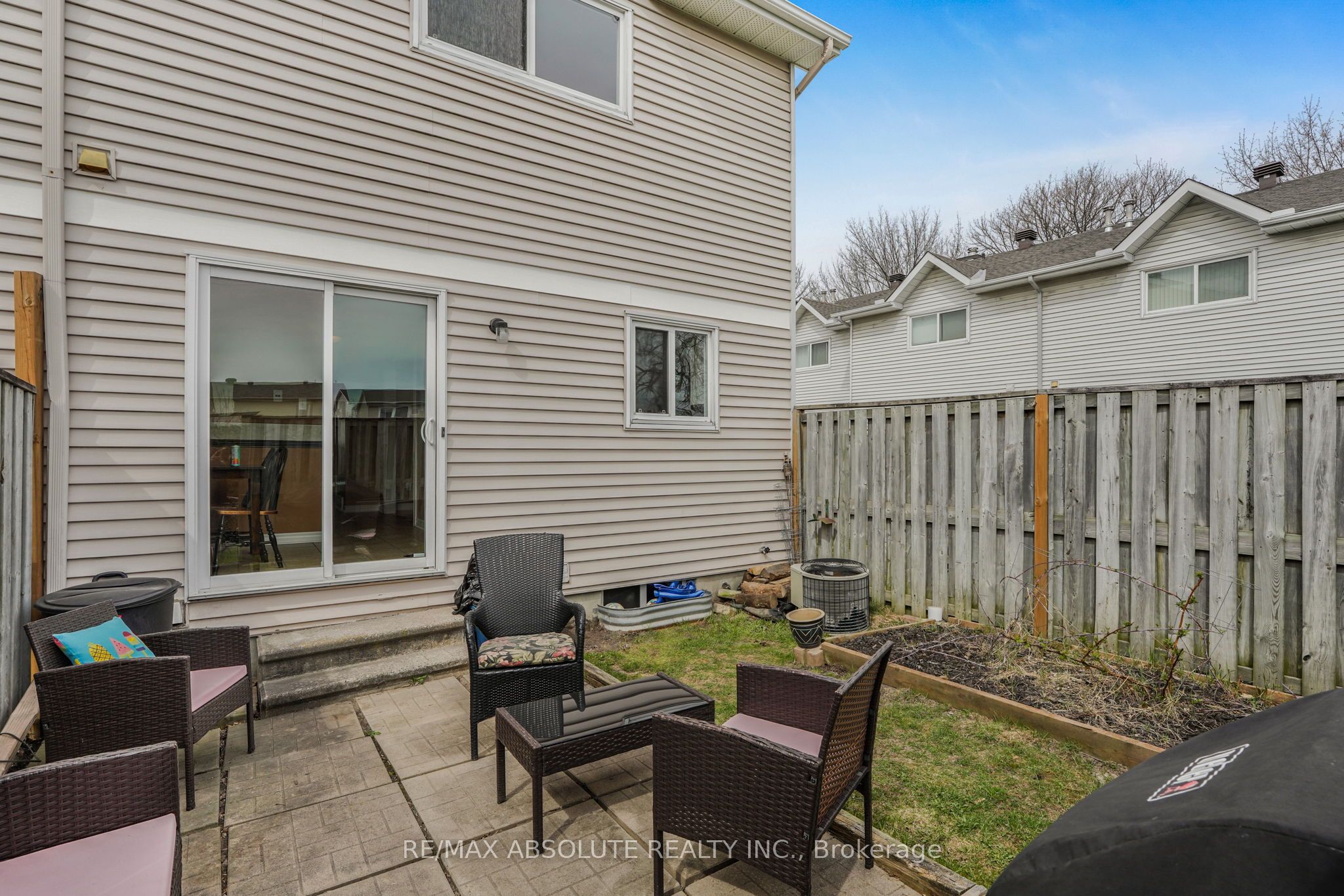 1970 Colorado Lane, Orleans - Convent Glen and Area, ON K1C 6T9