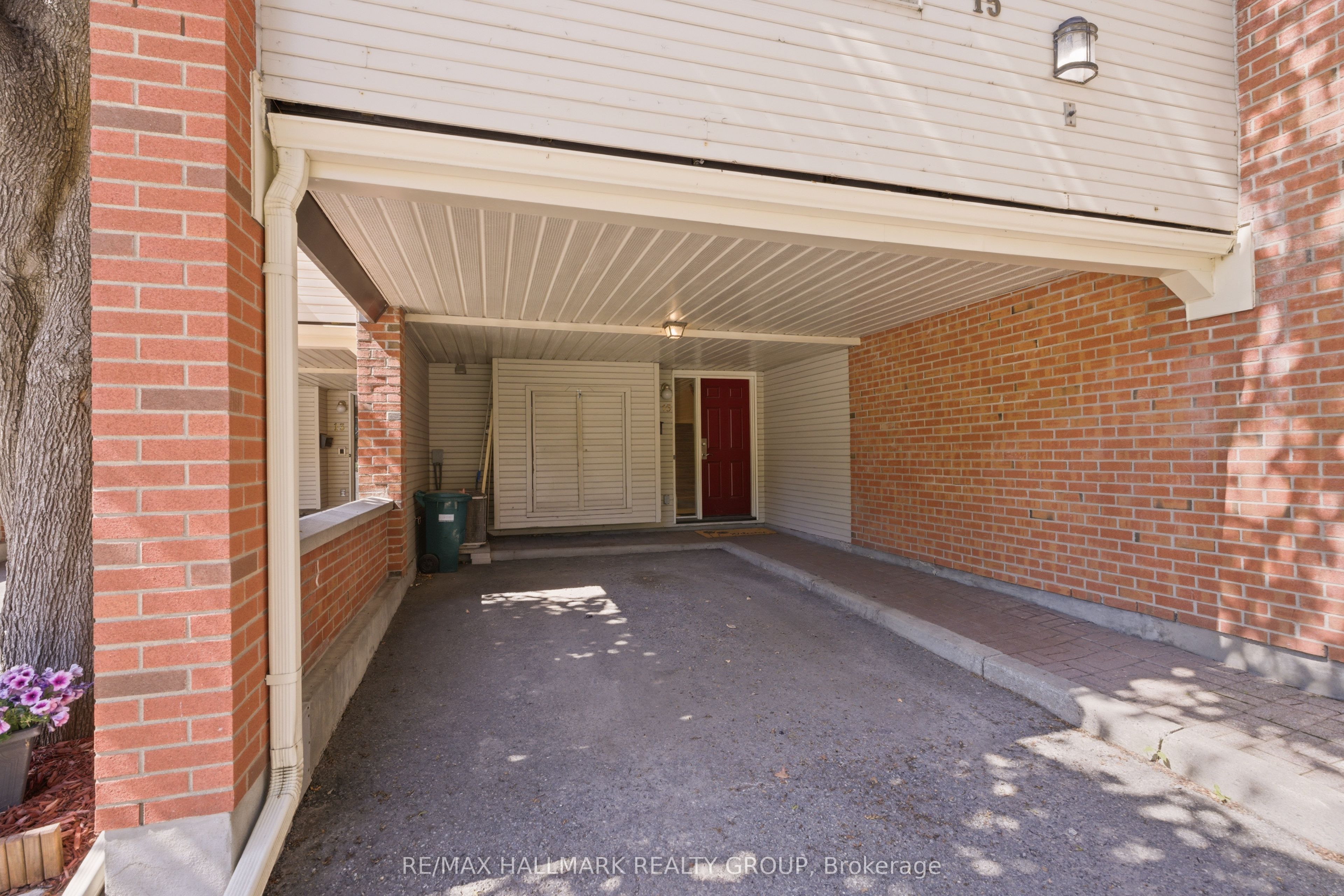 30 Montcalm Street 15, Glebe - Ottawa East and Area, ON K1S 0A3