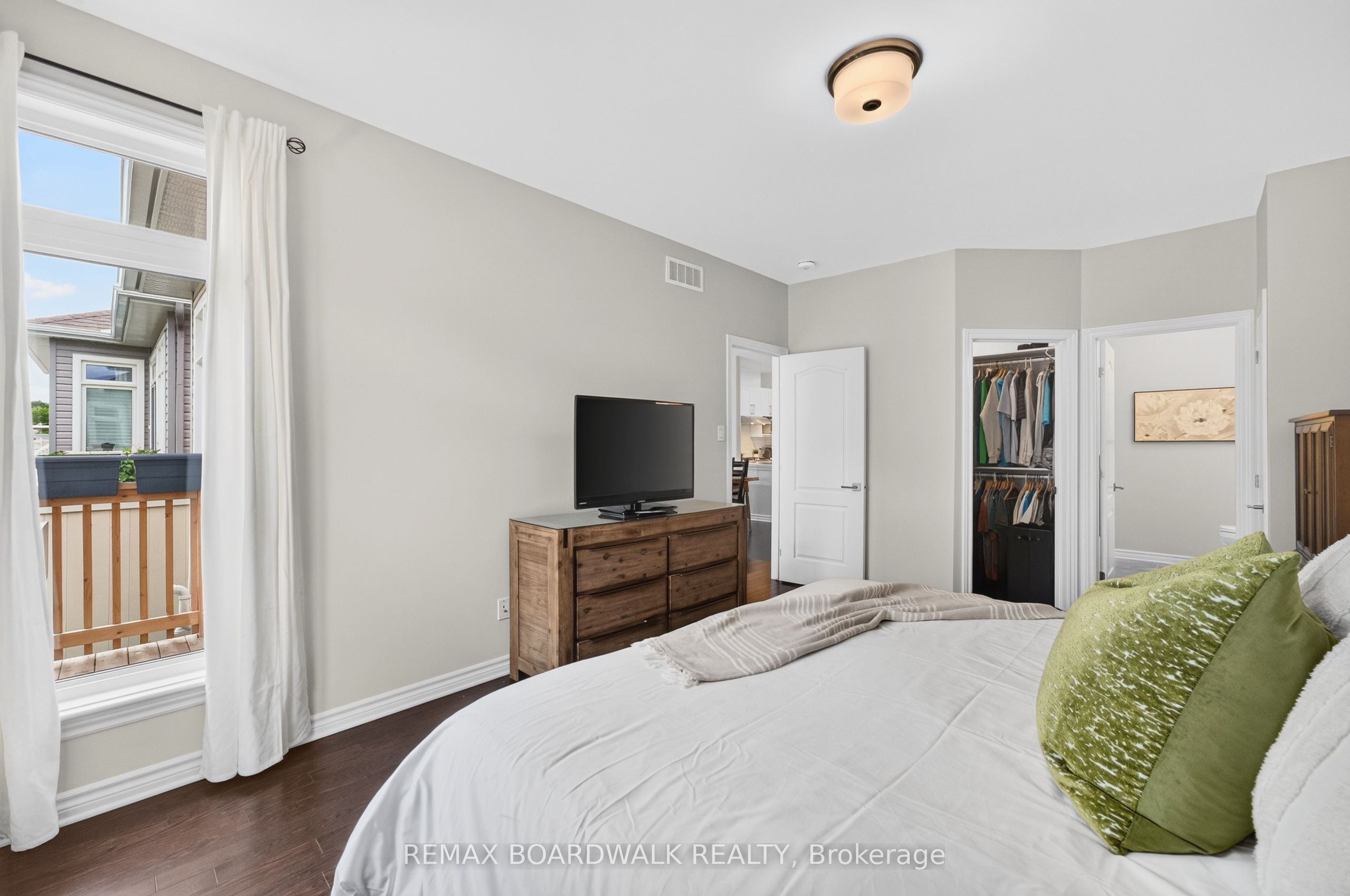224 Maygrass Way, Stittsville - Munster - Richmond, ON K2S 2K6