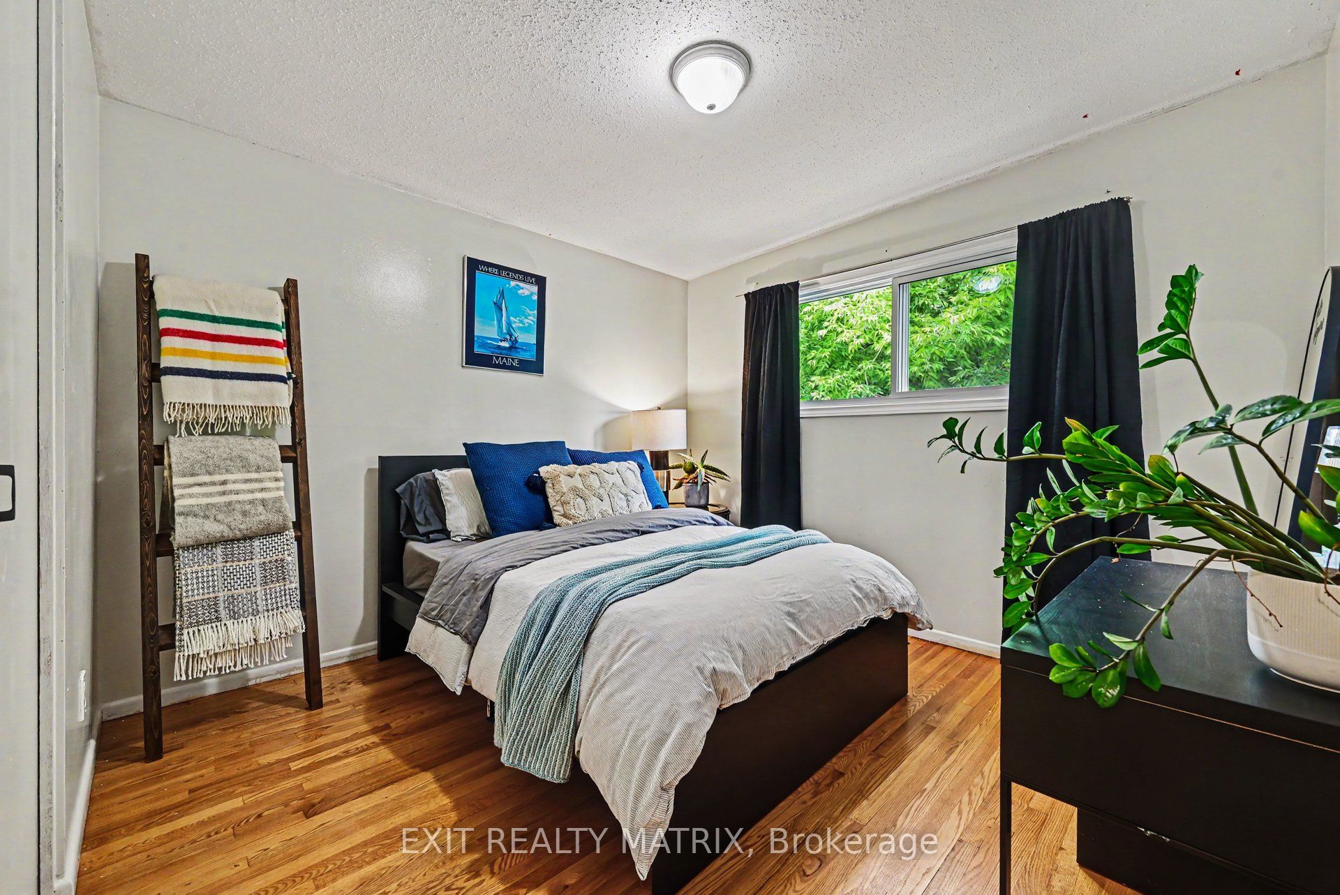 2385 Walkley Road, Elmvale Acres and Area, ON K1H 2H1