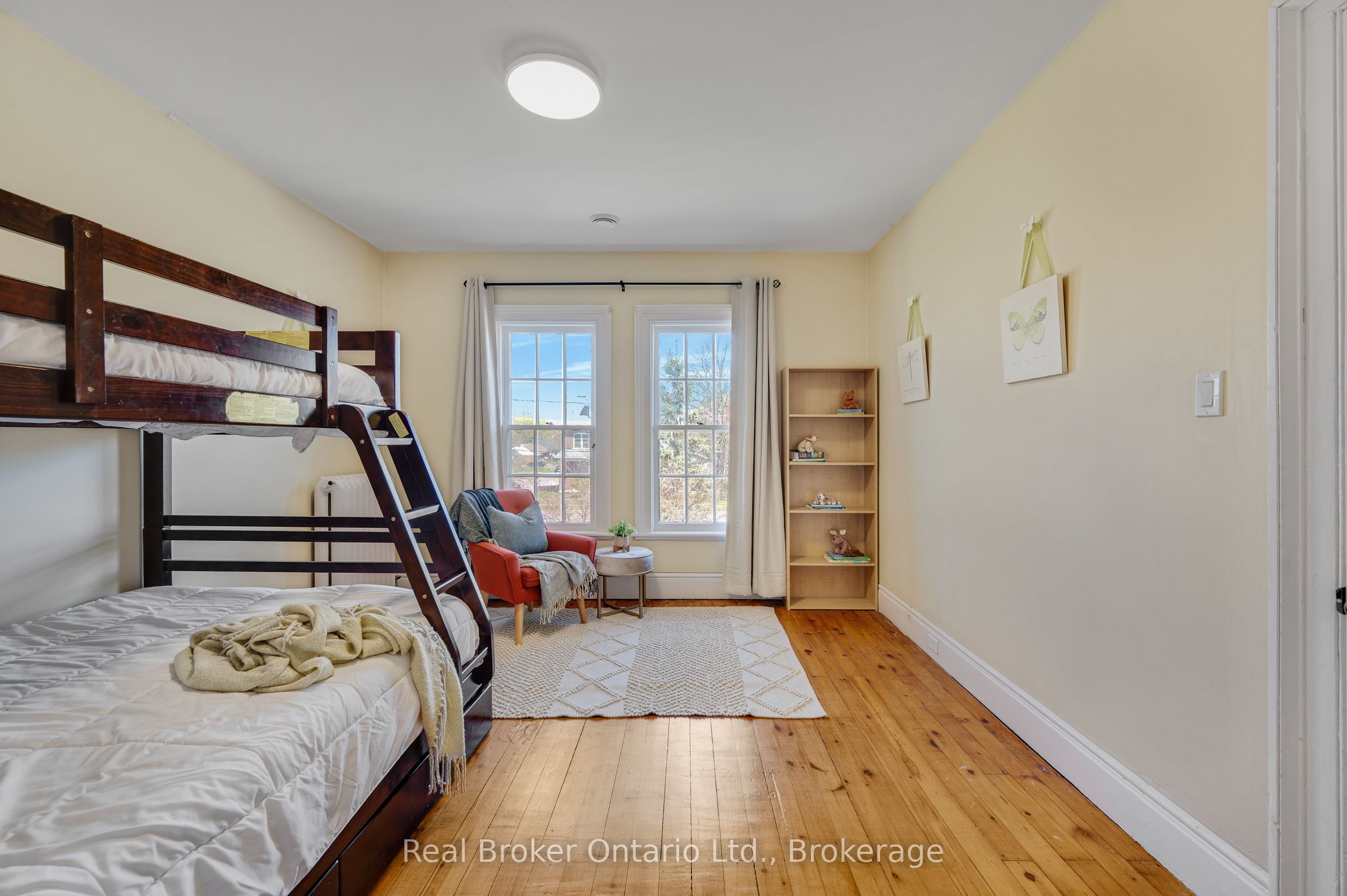 739 Colborne Street, Brantford, ON N3S 3R9