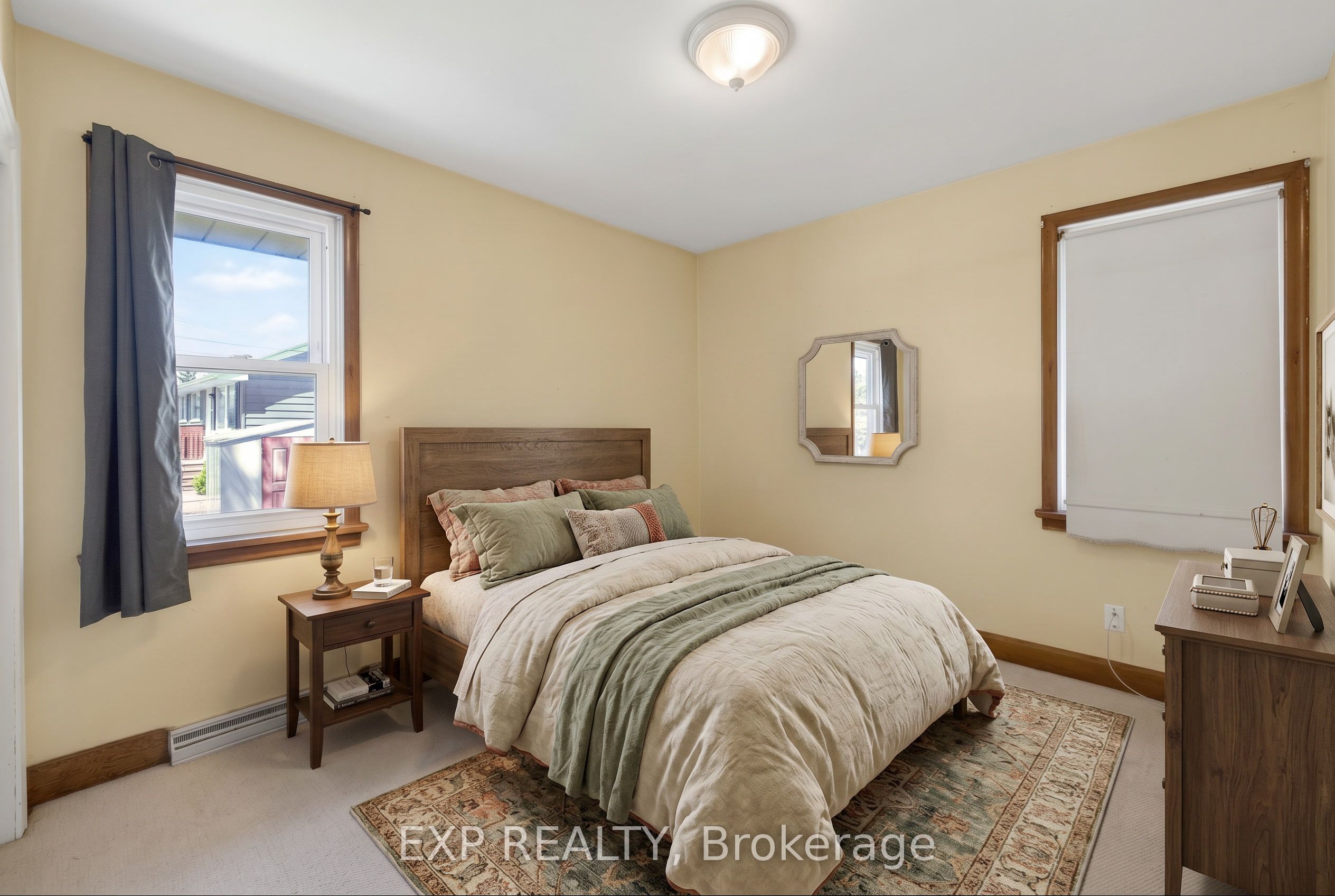 51 Parkdale Drive, Thorold, ON L2V 2N7