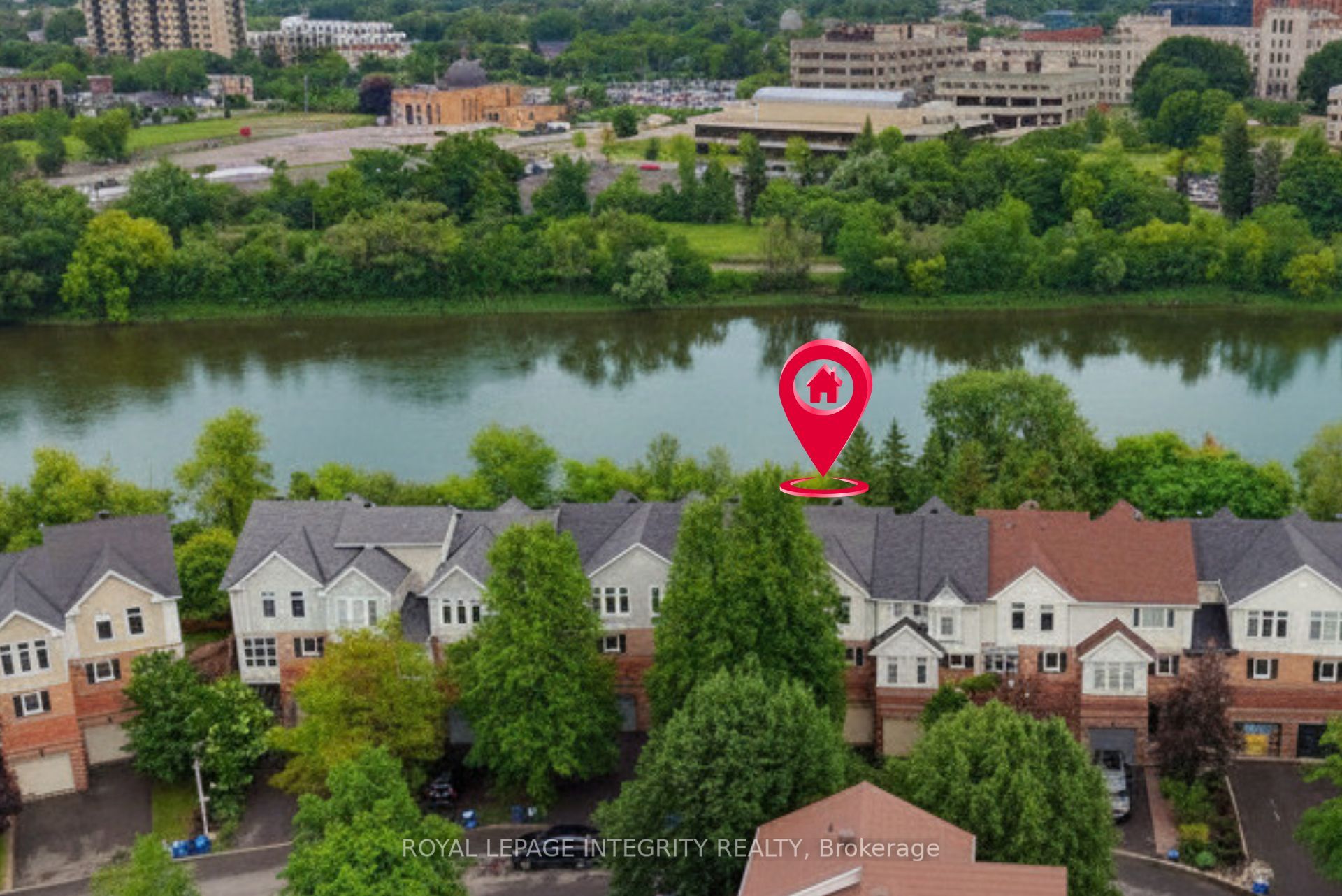 81 Robinson Avenue, Lower Town - Sandy Hill, ON K1N 8N8