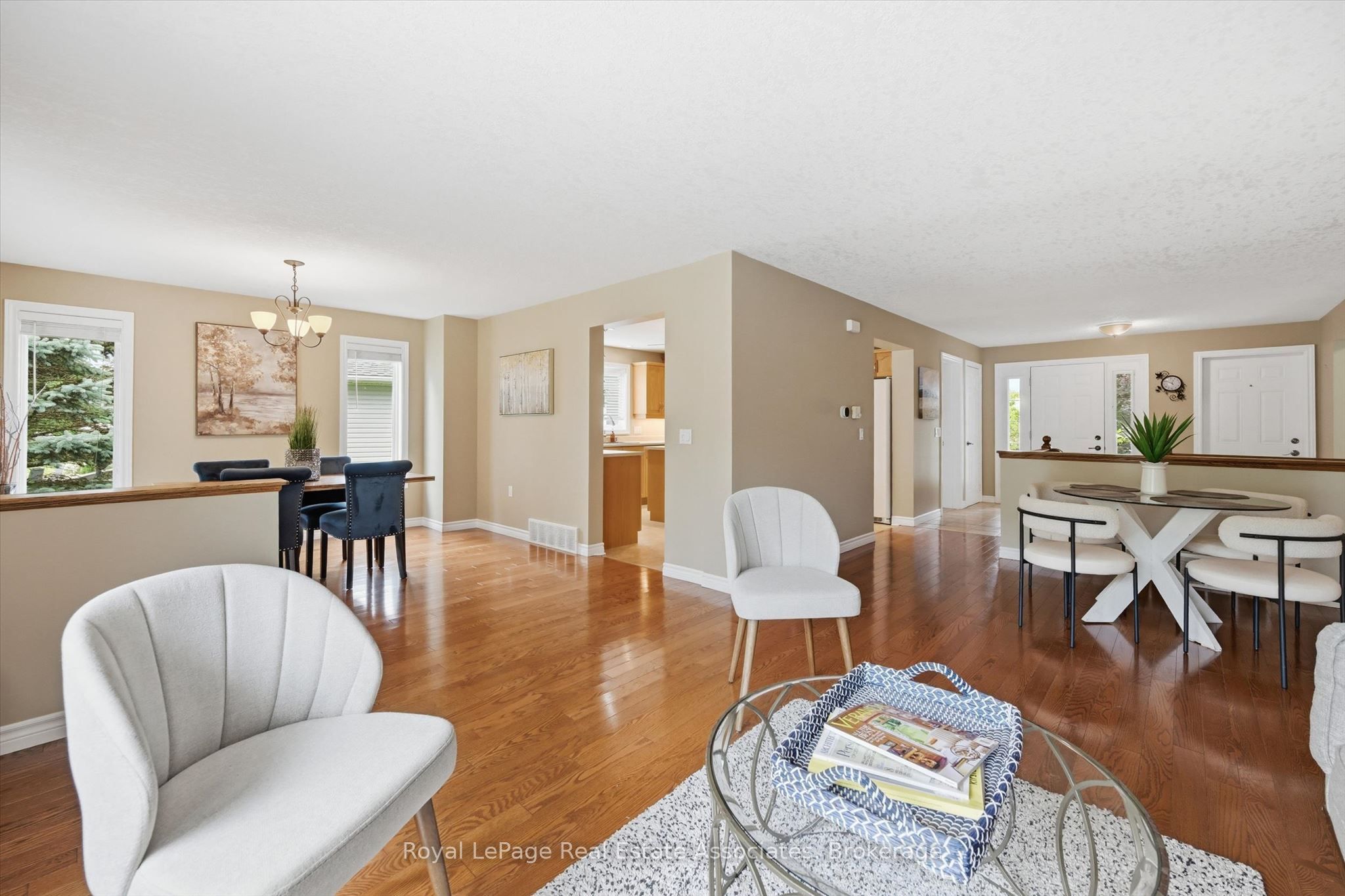 180 Glenariff Drive, Hamilton, ON L8B 1A5