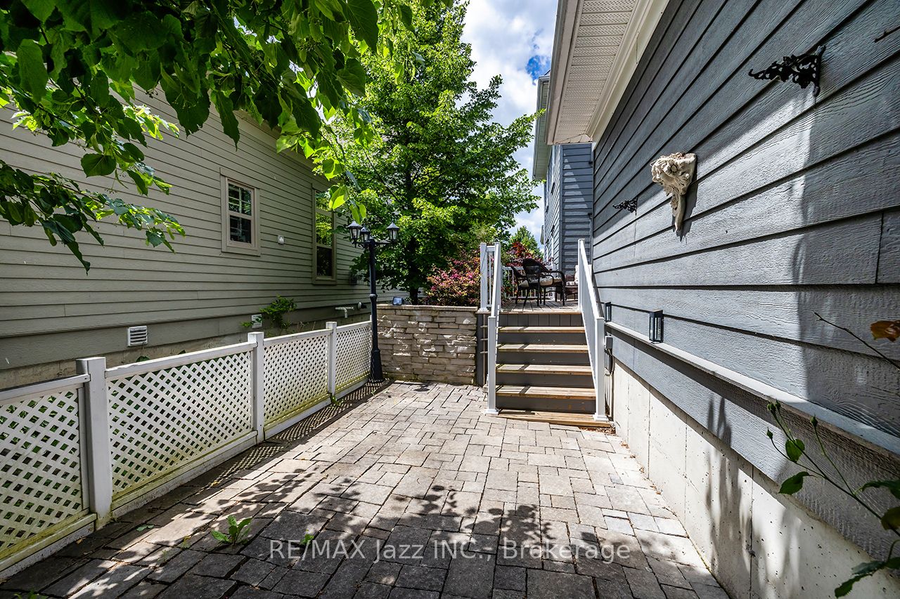808 Hudson Street, Cobourg, ON K9A 0G4