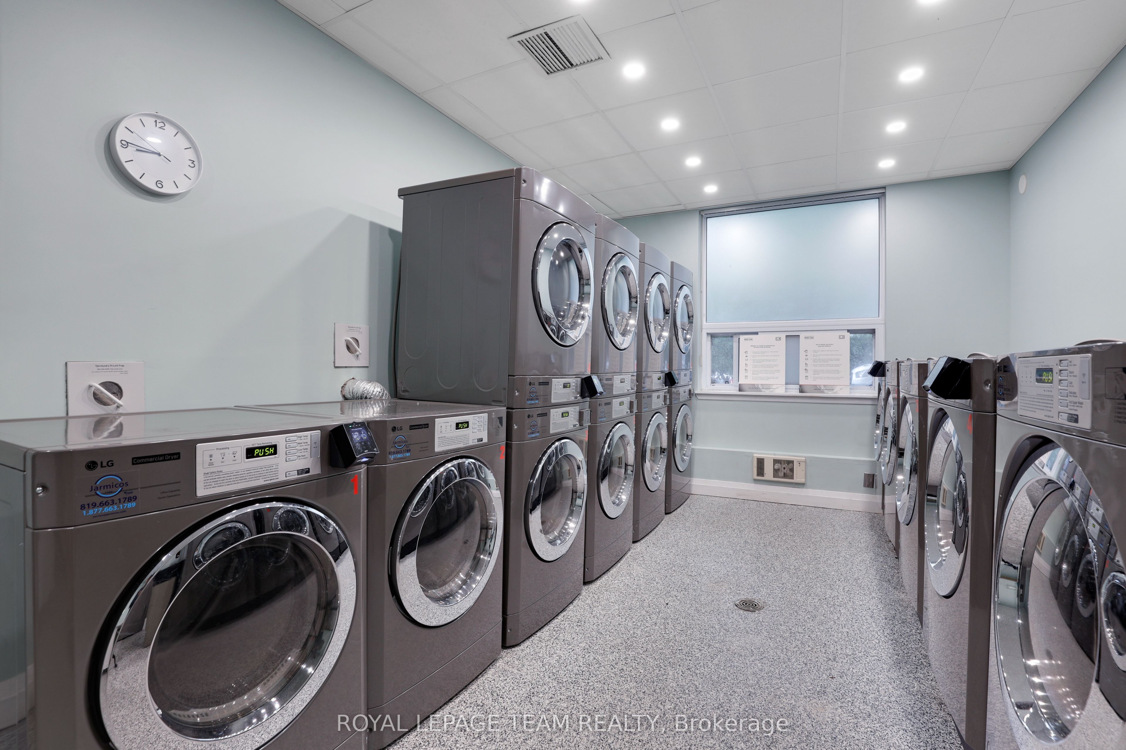 110 Forward Avenue 904, West Centre Town, ON K1Y 4S9