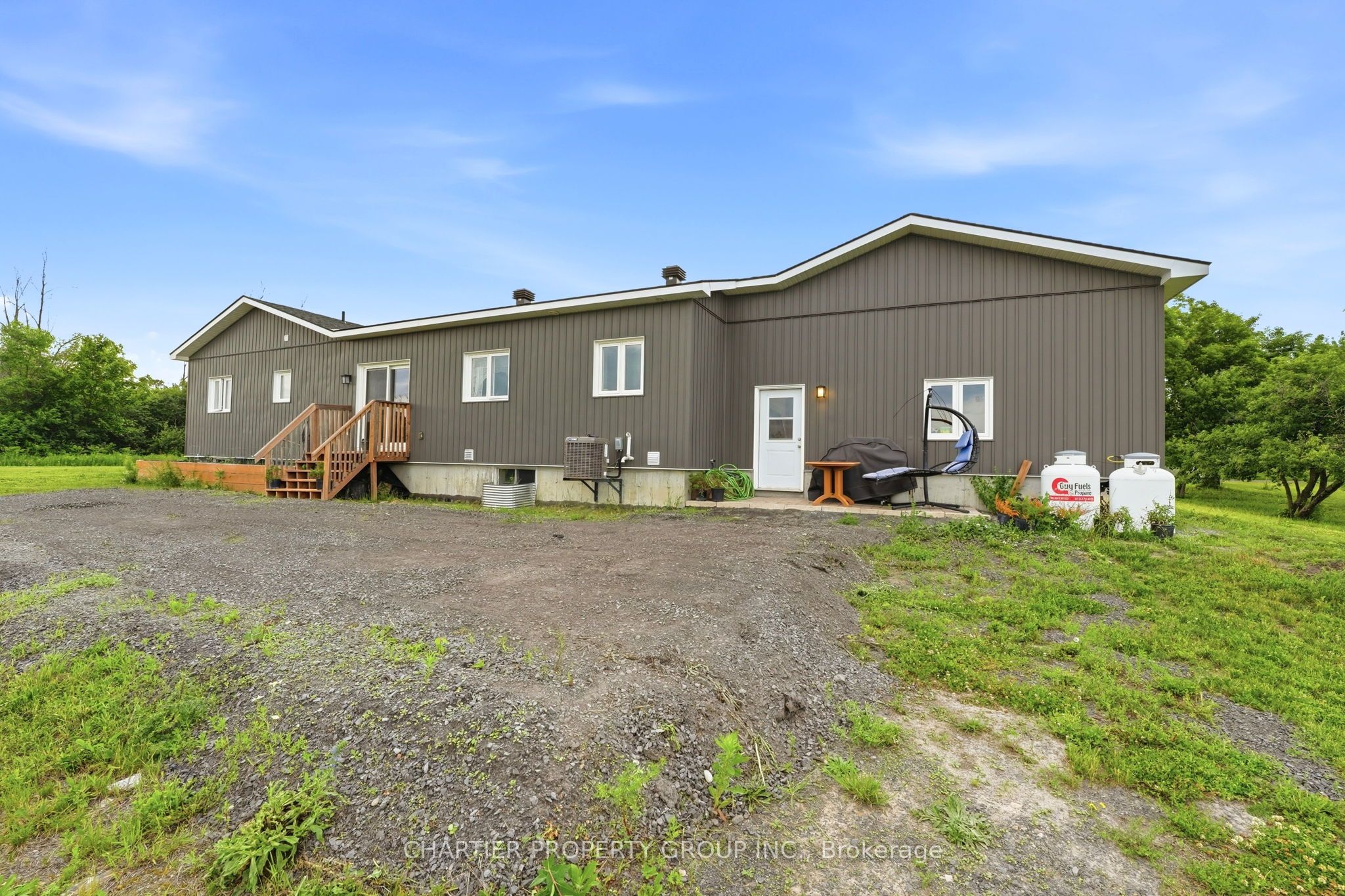 10664 Blaine Road, North Dundas, ON K0E 1S0
