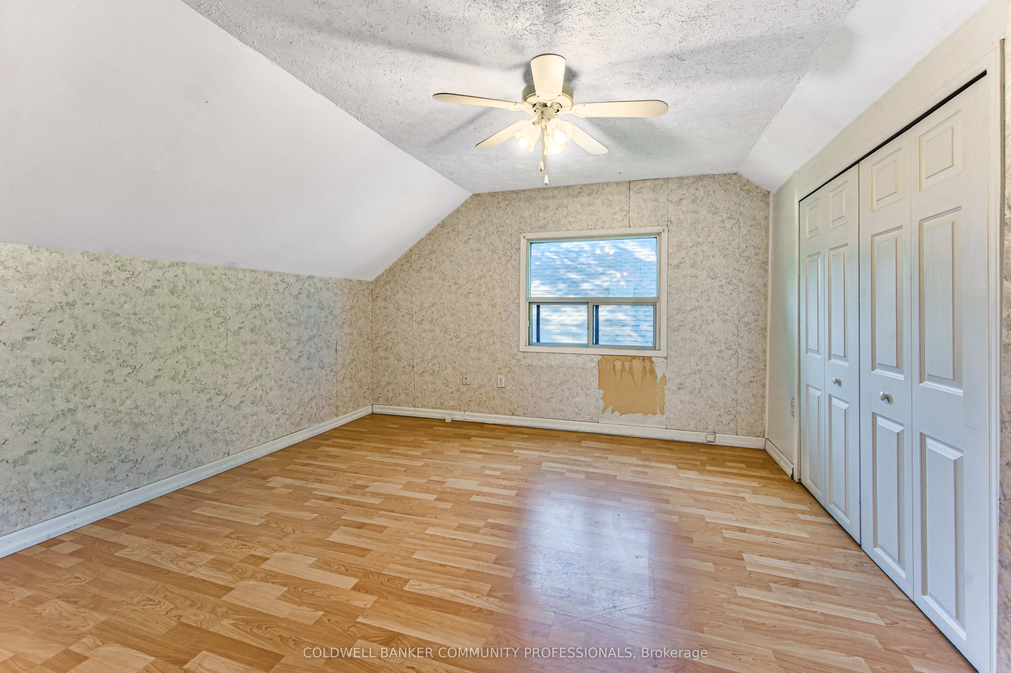 44 East 32nd Street, Hamilton, ON L8V 3R6