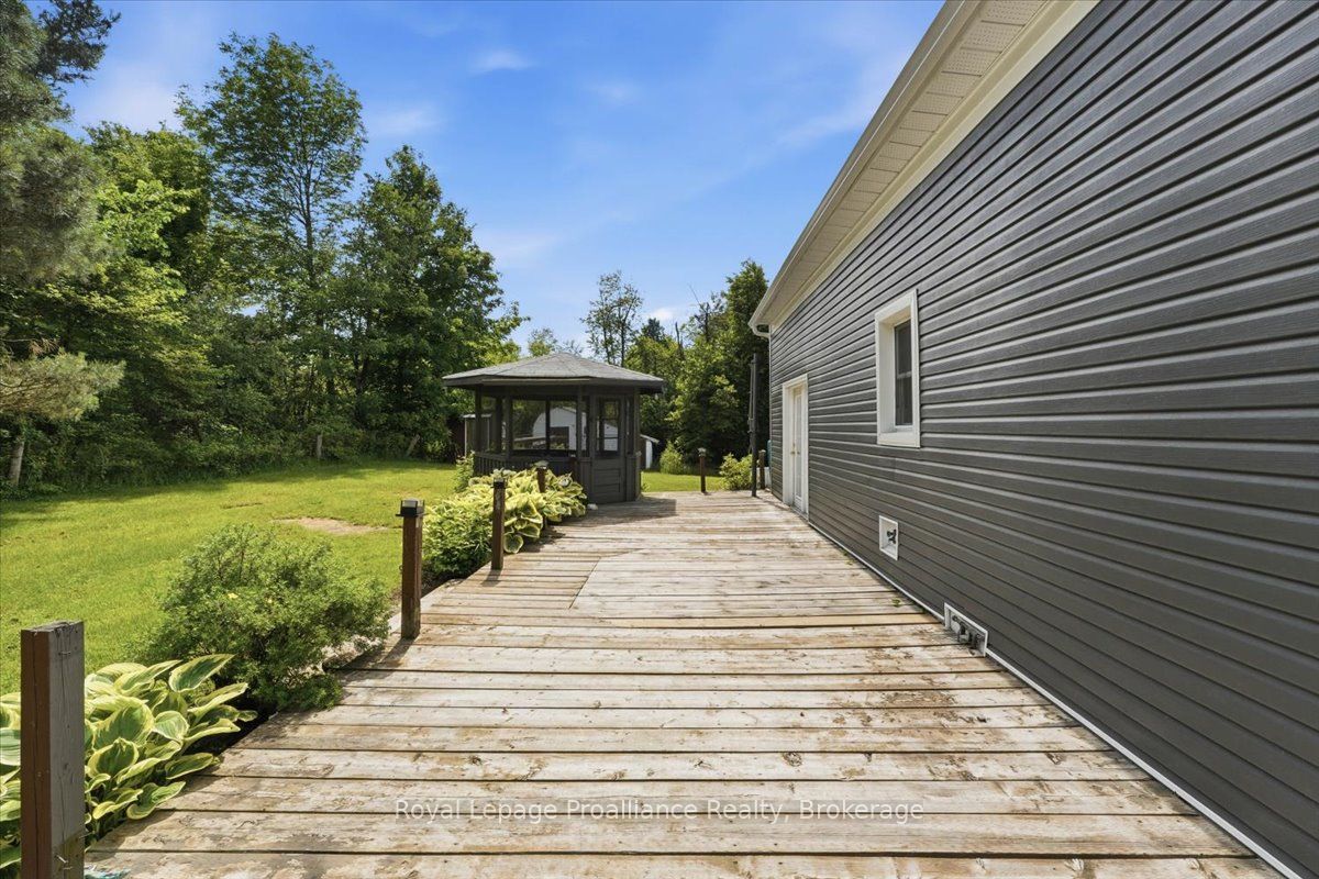 405 Elzevir Road, Tweed, ON K0H 1P0