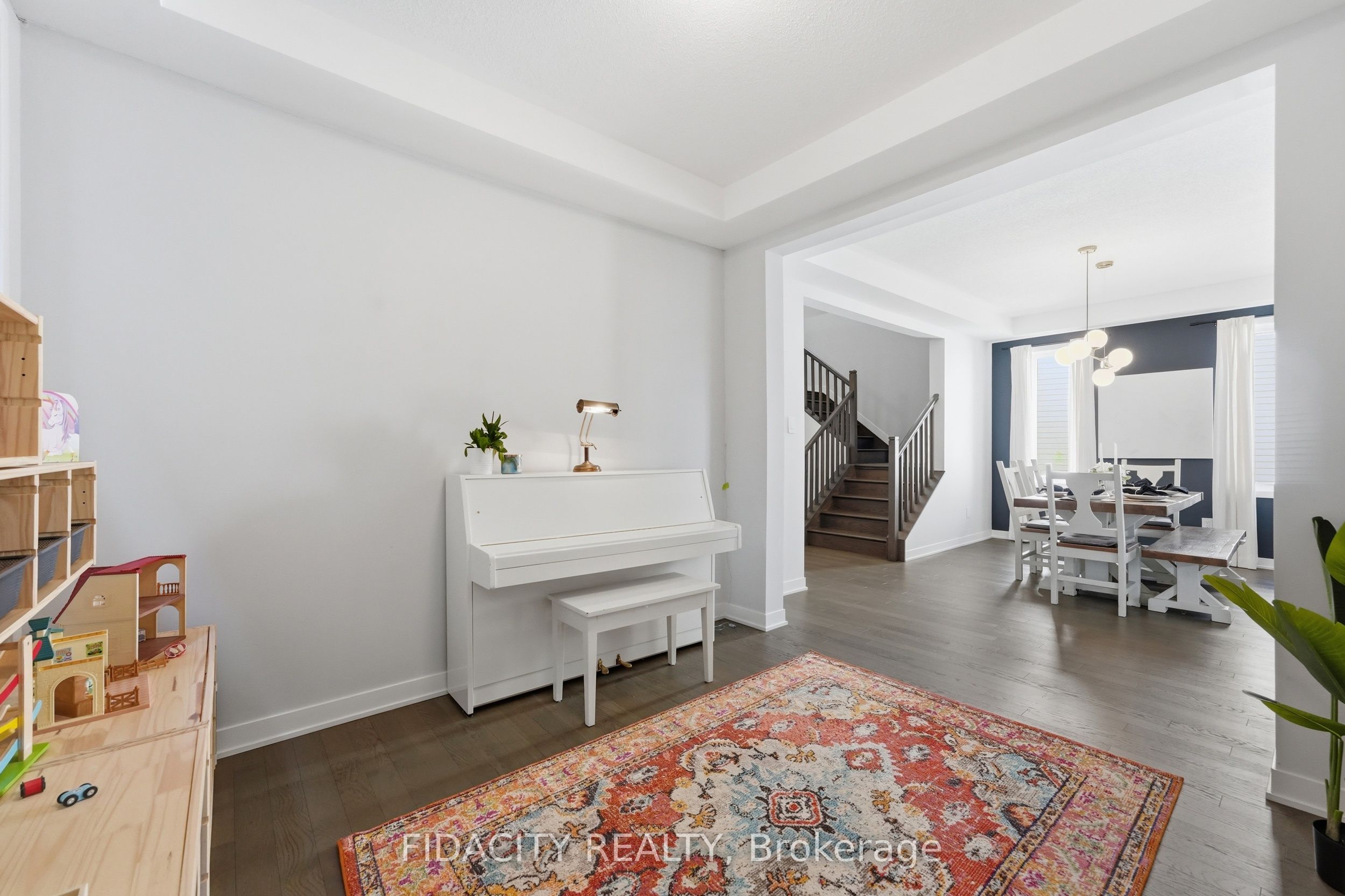 1002 Curraglass Walk, Stittsville - Munster - Richmond, ON K2S 3A7
