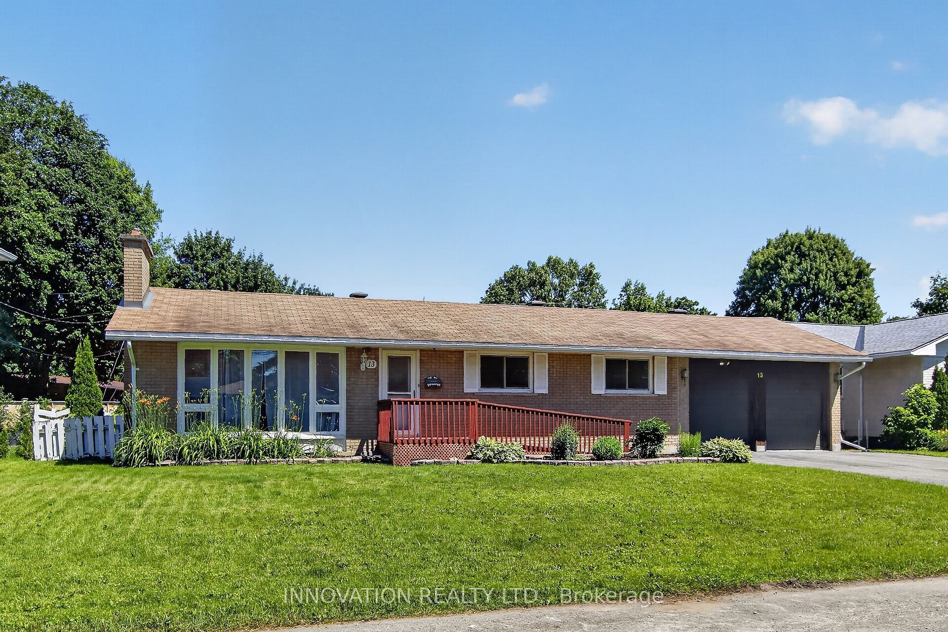 13 Dorland Crescent, Bells Corners and South to Fallowfield, ON K2H 6E6