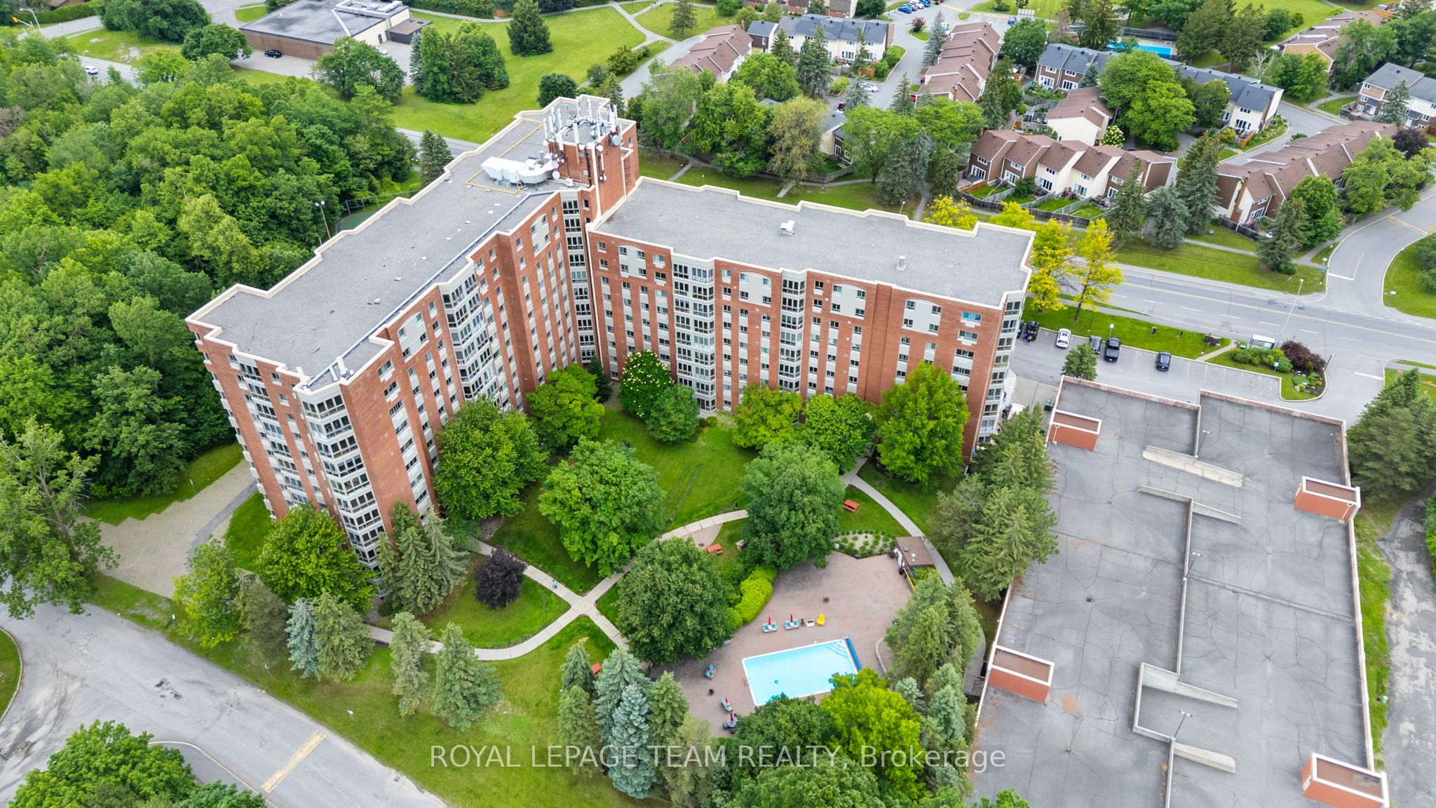 960 Teron Road 604, Kanata, ON K2K 2B6