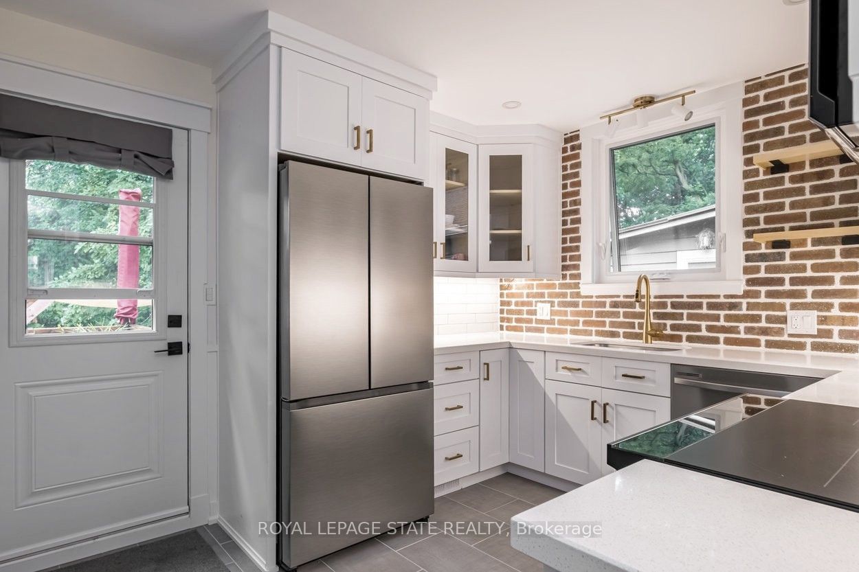 10 Dorset Place, Hamilton, ON L8S 3T6