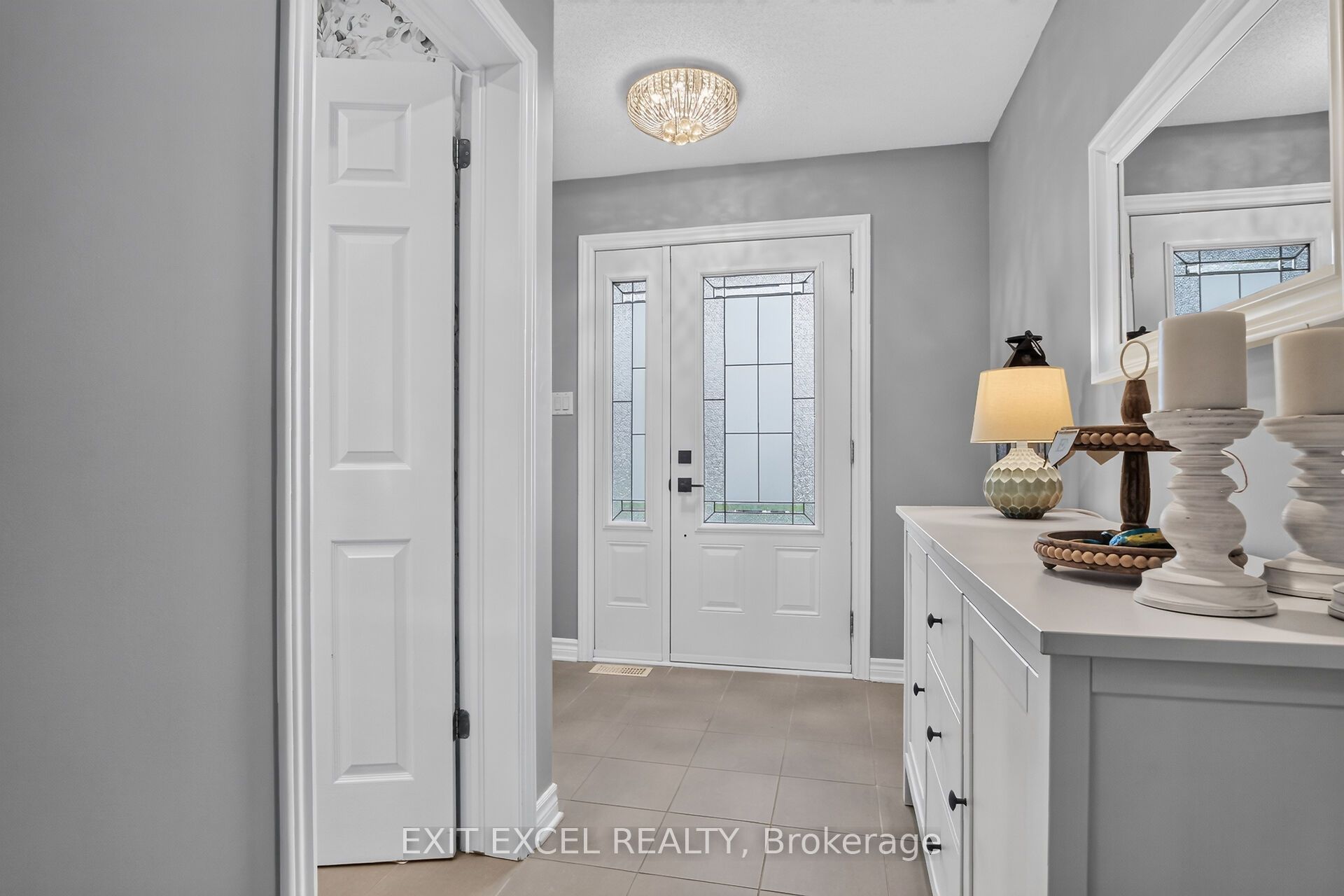 563 Ruby Street, Clarence-Rockland, ON K4K 0H3