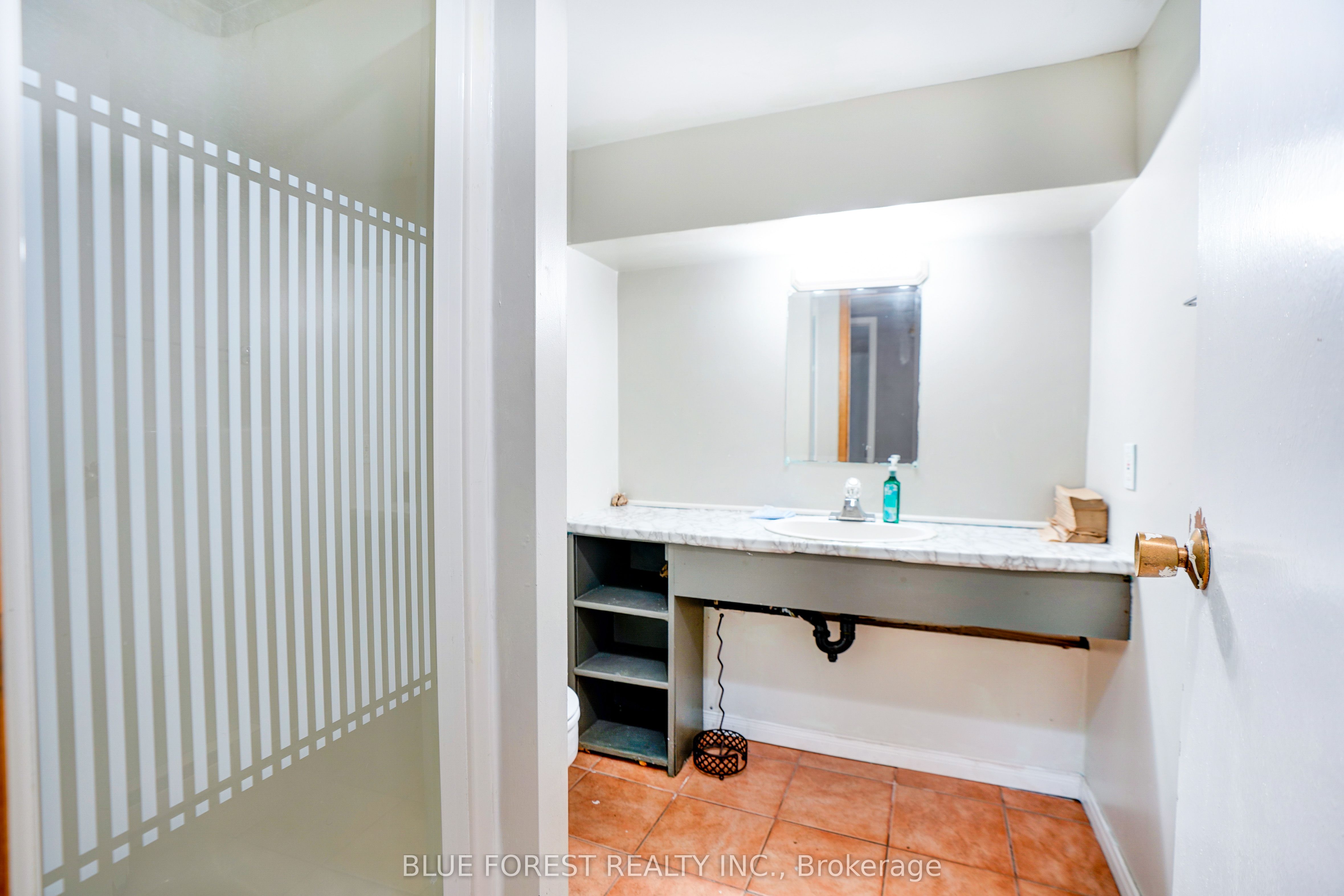 236 Bernard Avenue, London East, ON N6A 2M8