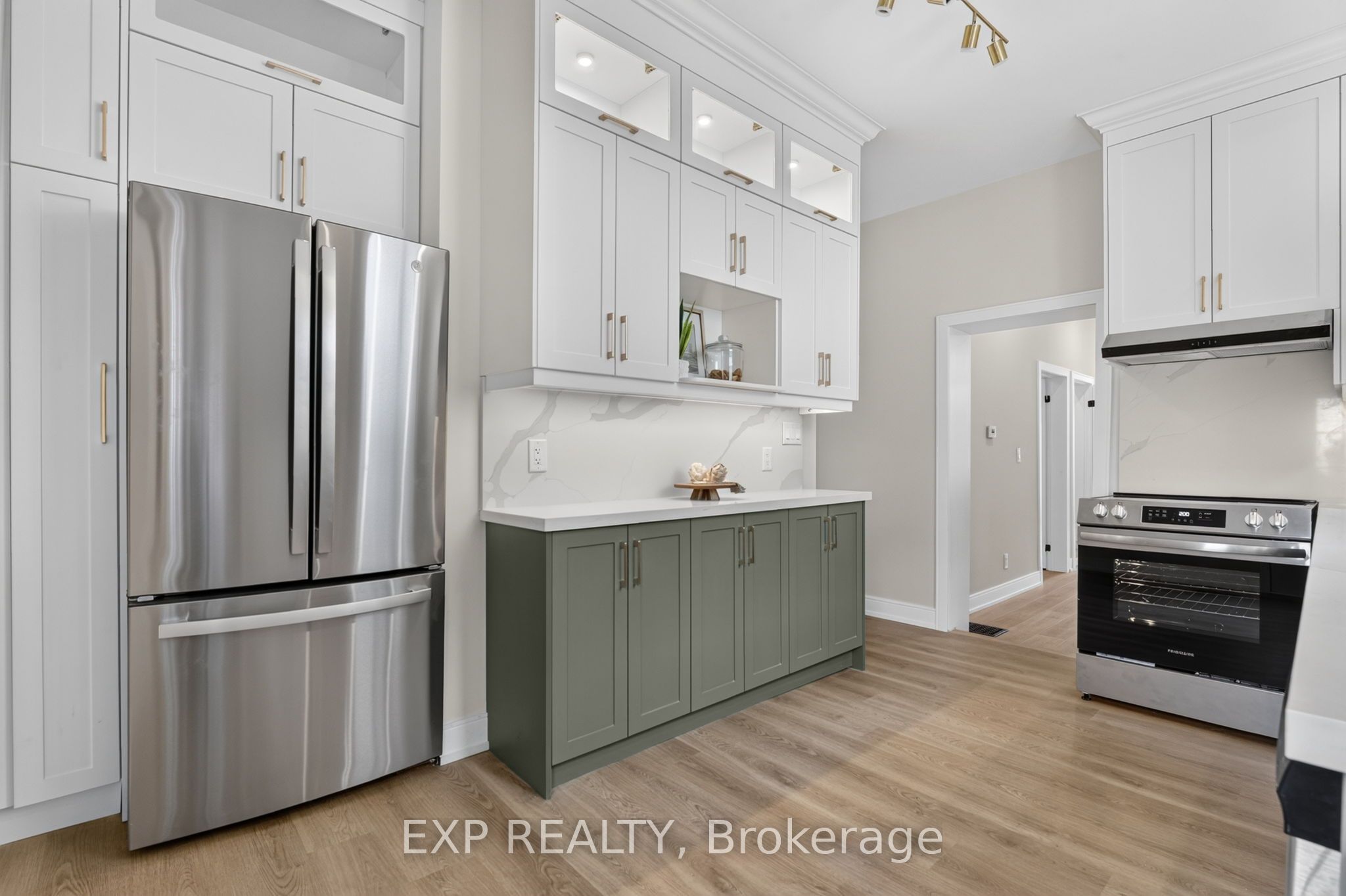 118 Cathcart Street N, Hamilton, ON L8L 5A2