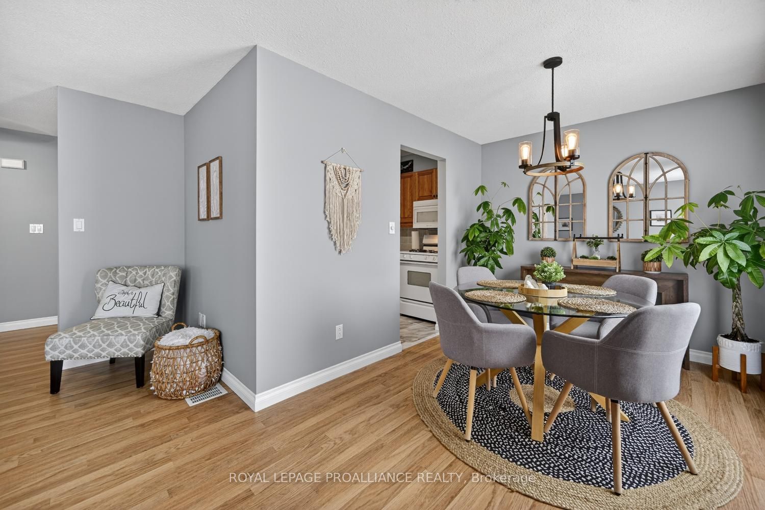57 Cambridge Crescent, Brockville, ON K6V 6L7