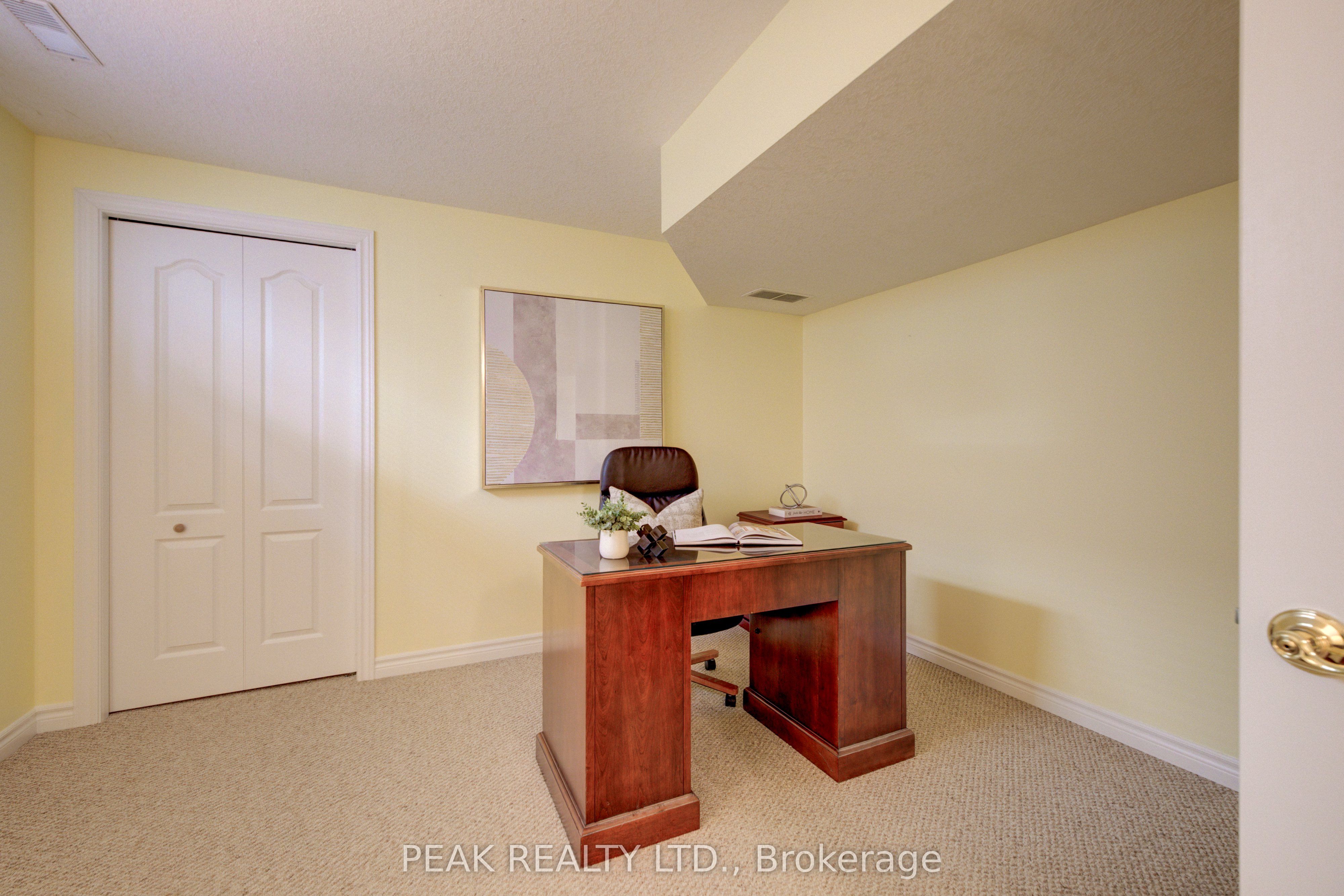 14 Stonecroft Way, Wilmot, ON N3A 4J4