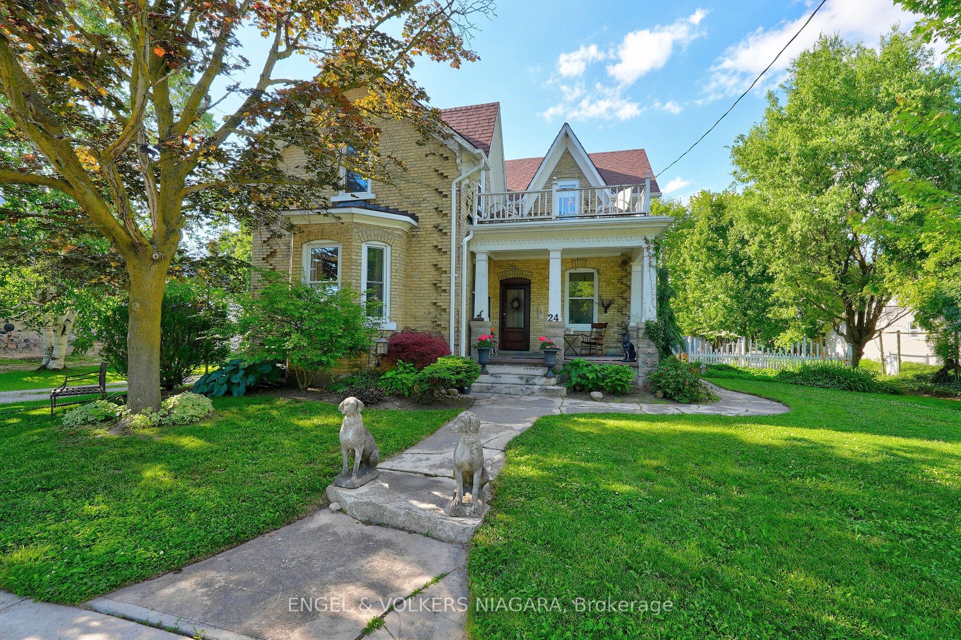 24 Mill Avenue, Bluewater, ON N0M 2T0