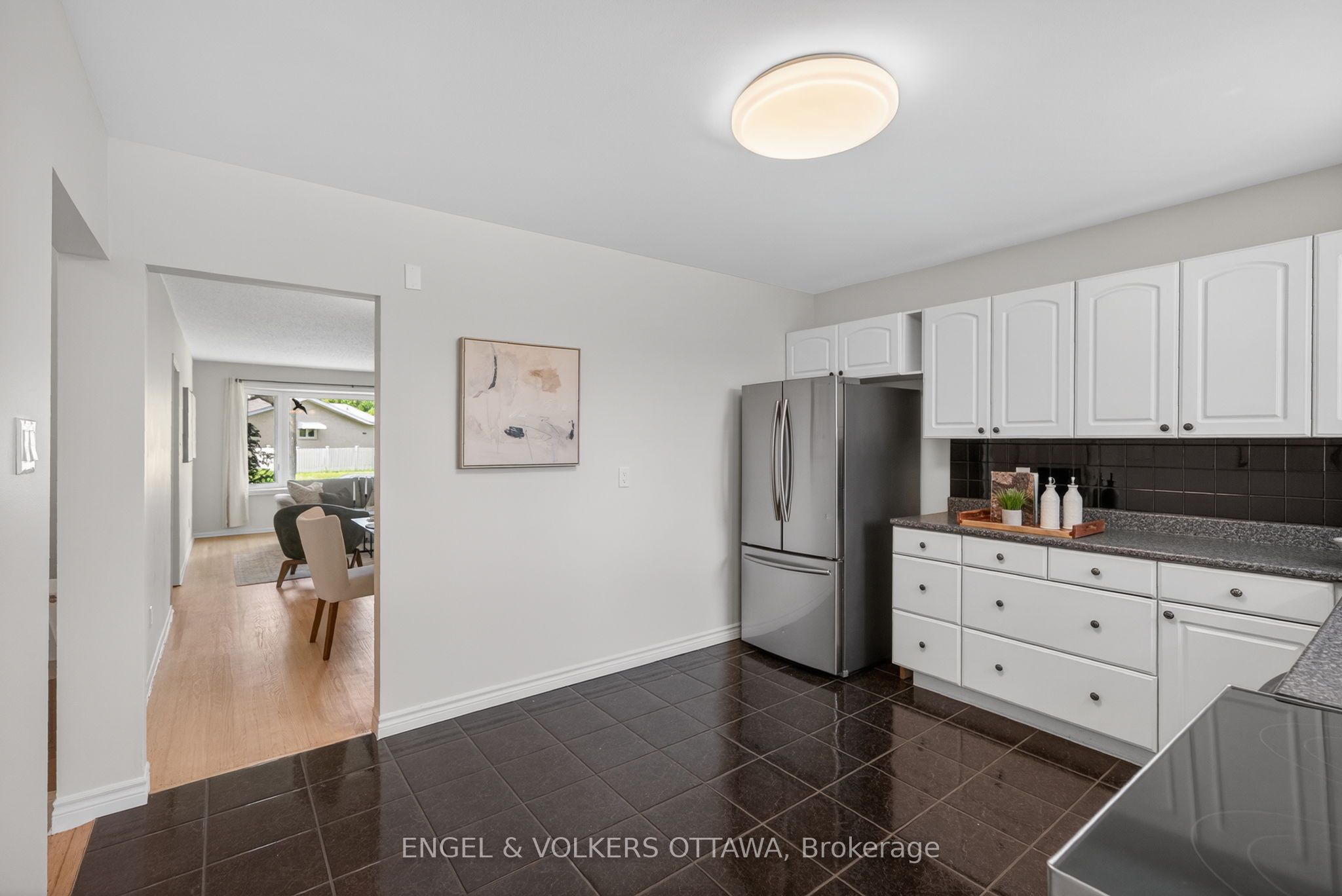 1862 Sharel Drive, Alta Vista and Area, ON K1H 6W4