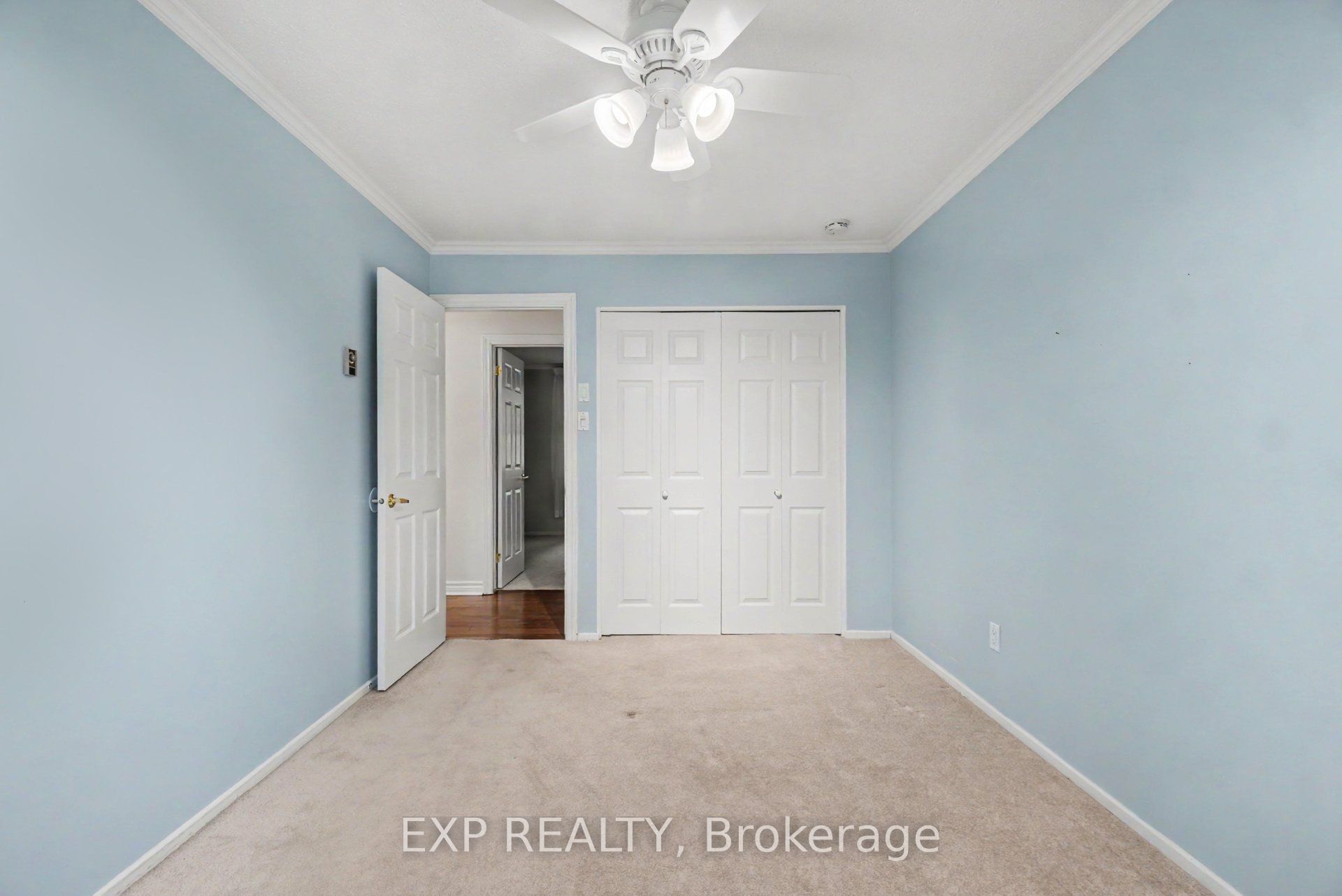 1021 Cadboro Road, Cyrville - Carson Grove - Pineview, ON K1J 8C8