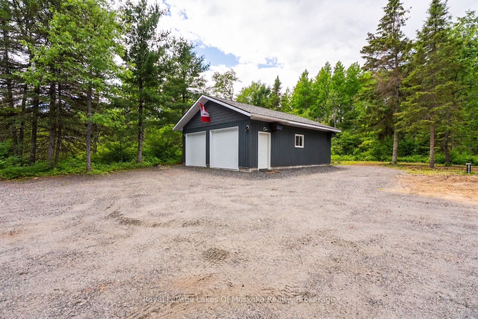 1053 Spring Lake Road, Lake of Bays, ON P0A 1H0
