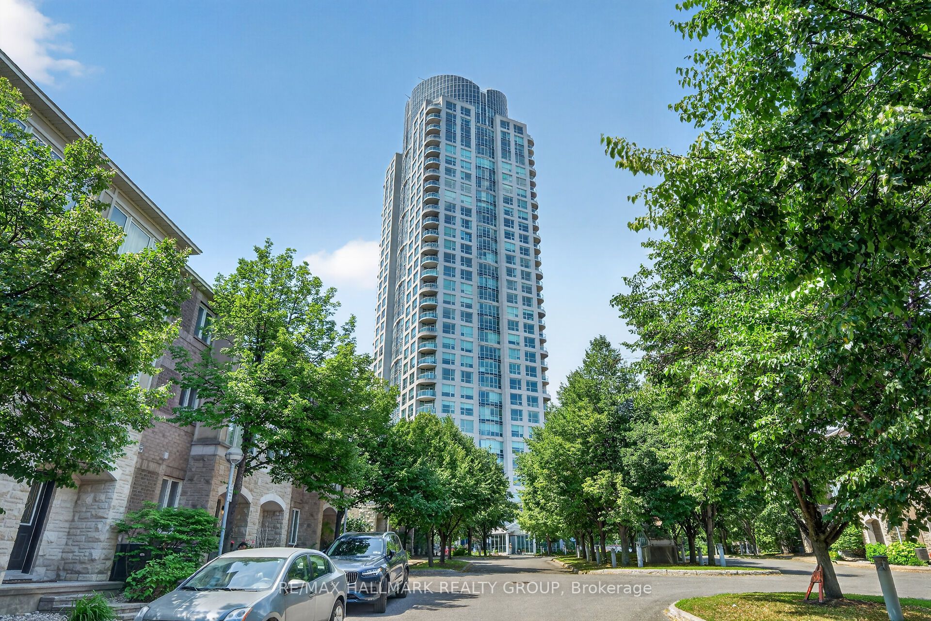 38 Metropole Private 1704, Westboro - Hampton Park, ON K1Z 1E9