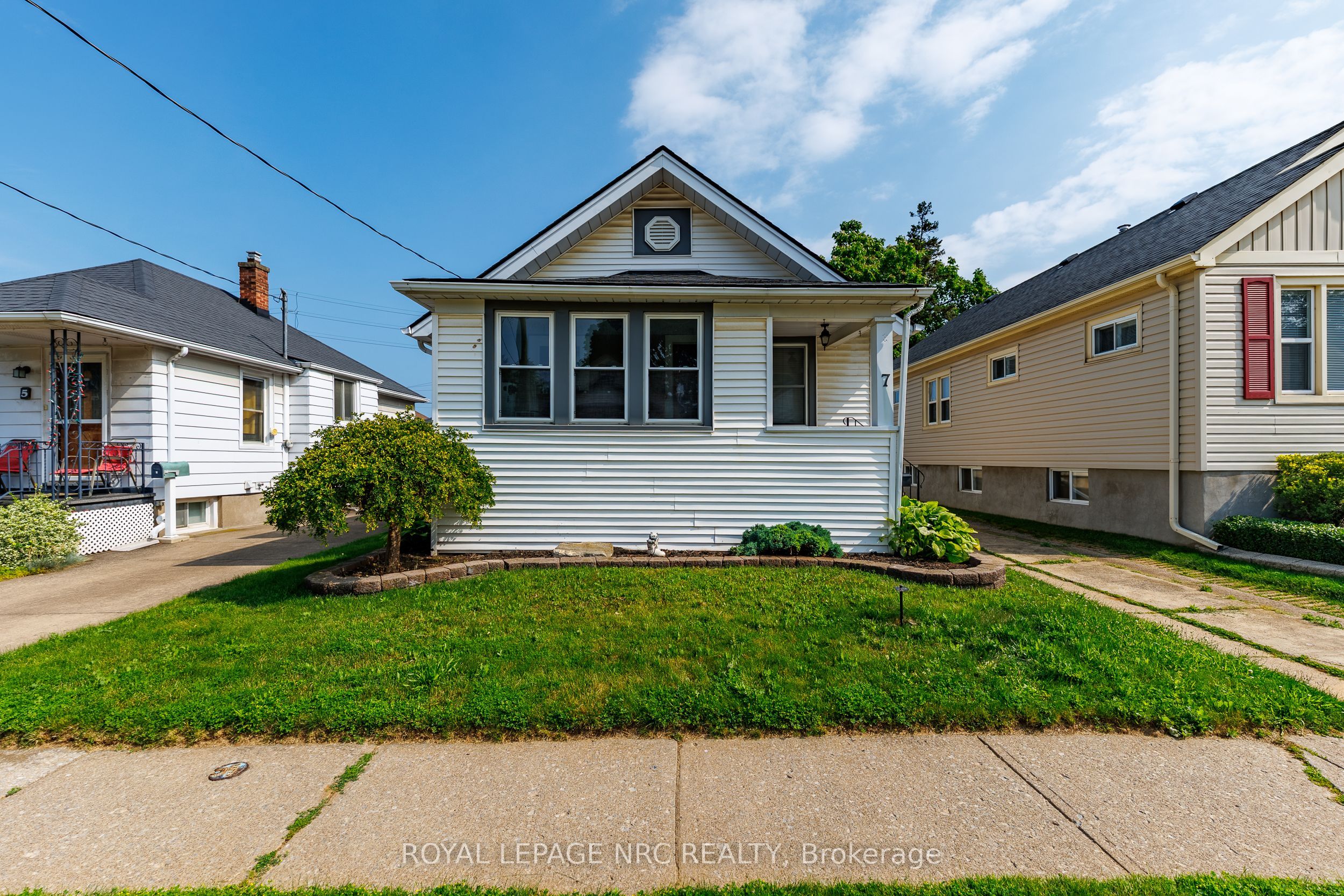 7 Norwood Street, St. Catharines, ON L2R 1B7