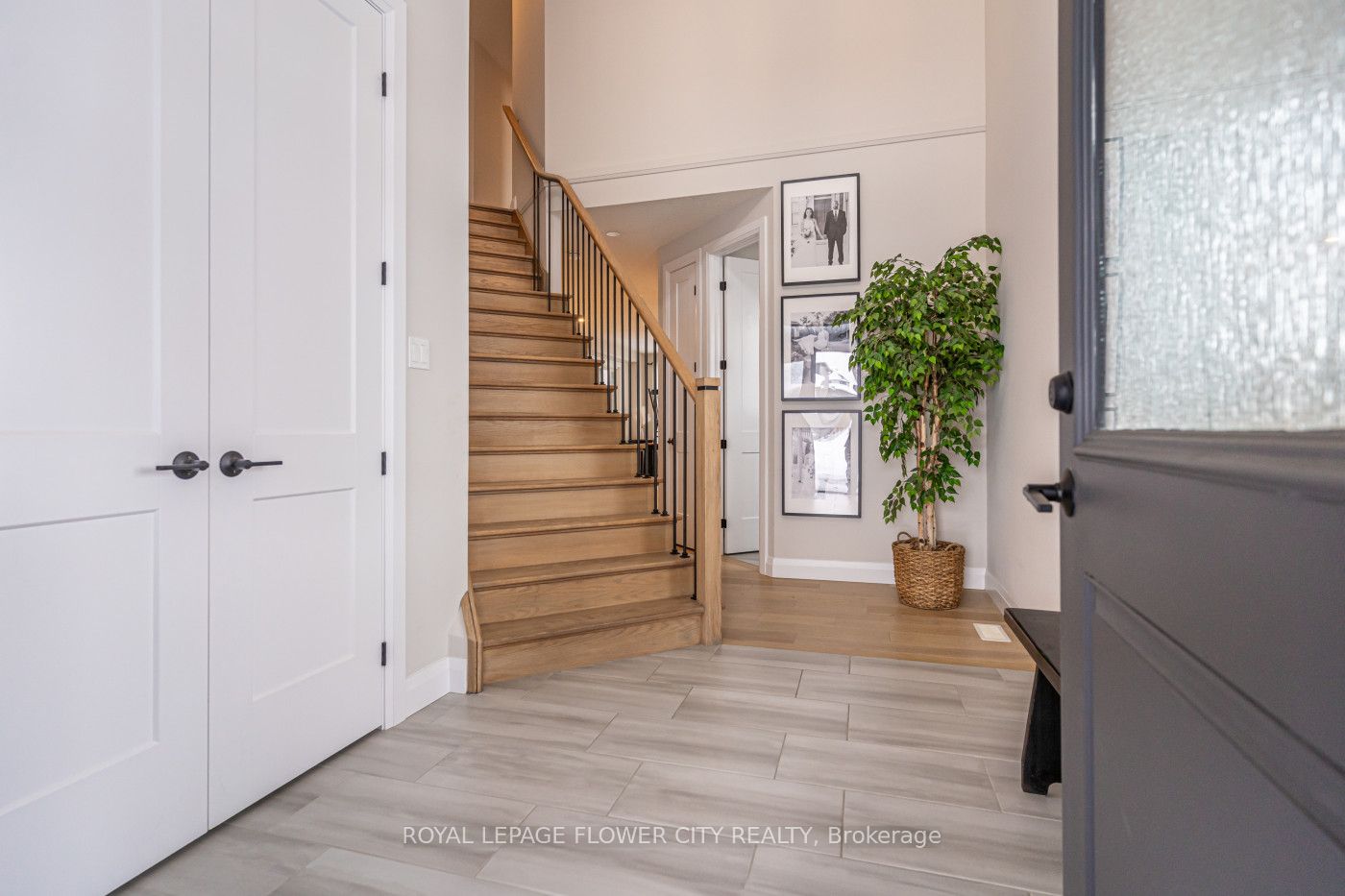 1 Tindall Crescent, East Luther Grand Valley, ON L9W 7R9