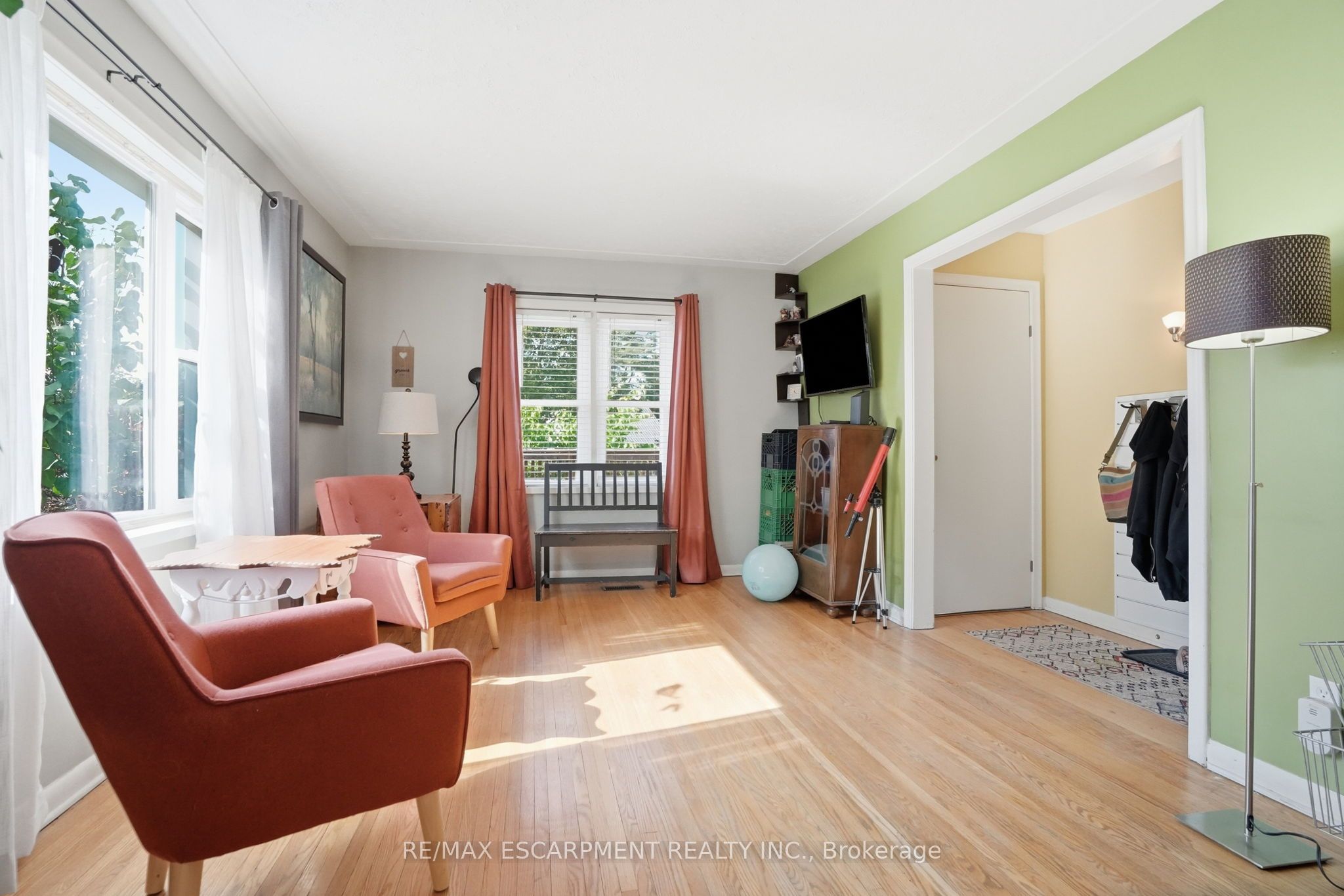 19 Victoria Street, Brant, ON N3L 1H8