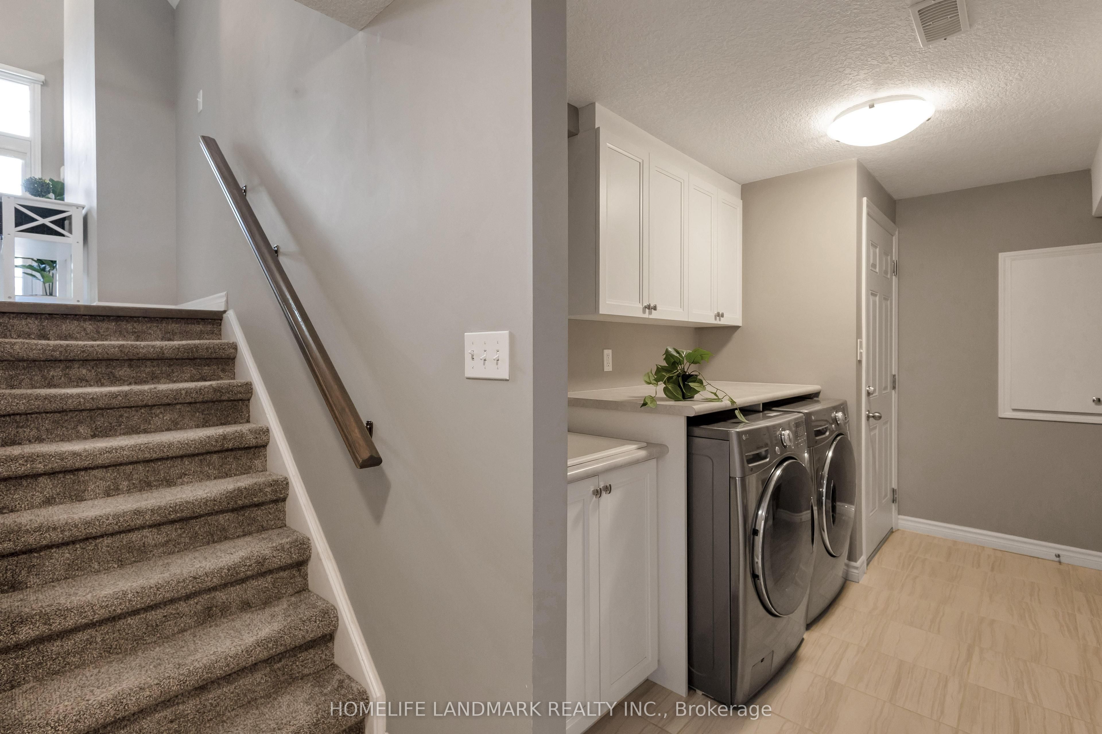 256 FALCONRIDGE Drive, Kitchener, ON N2K 0C5