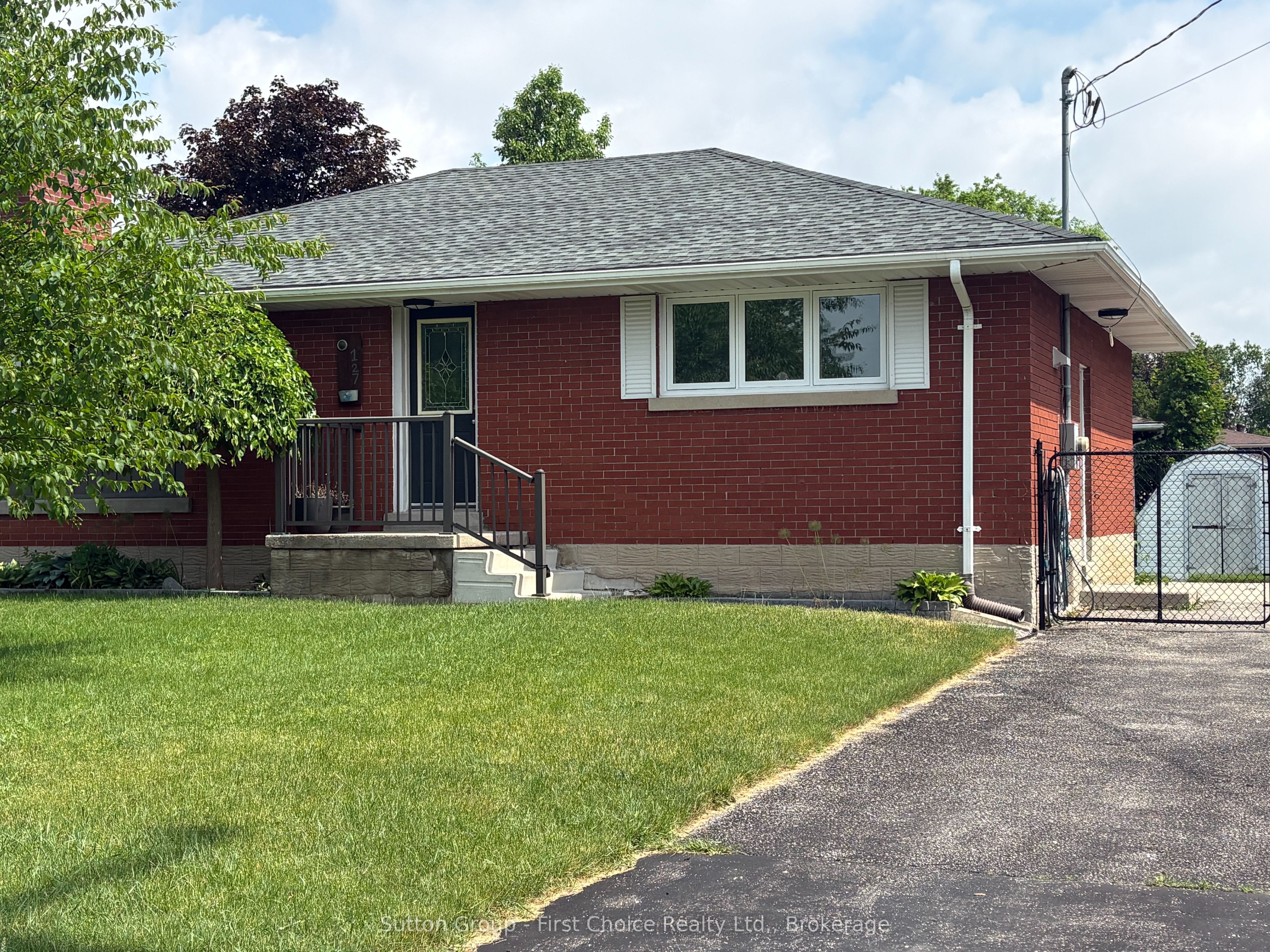 127 Henry Street, West Perth, ON N0K 1N0