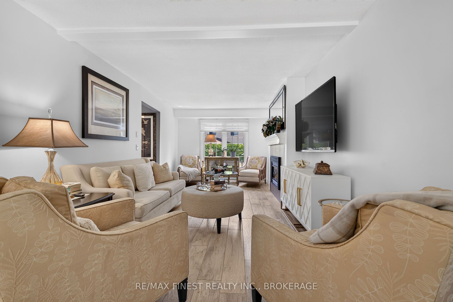 5 Buckingham Court, Kingston, ON K7K 6V8