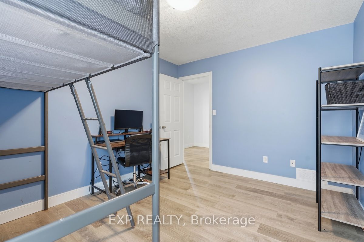 29 Augusta Crescent, St. Thomas, ON N5R 6J8