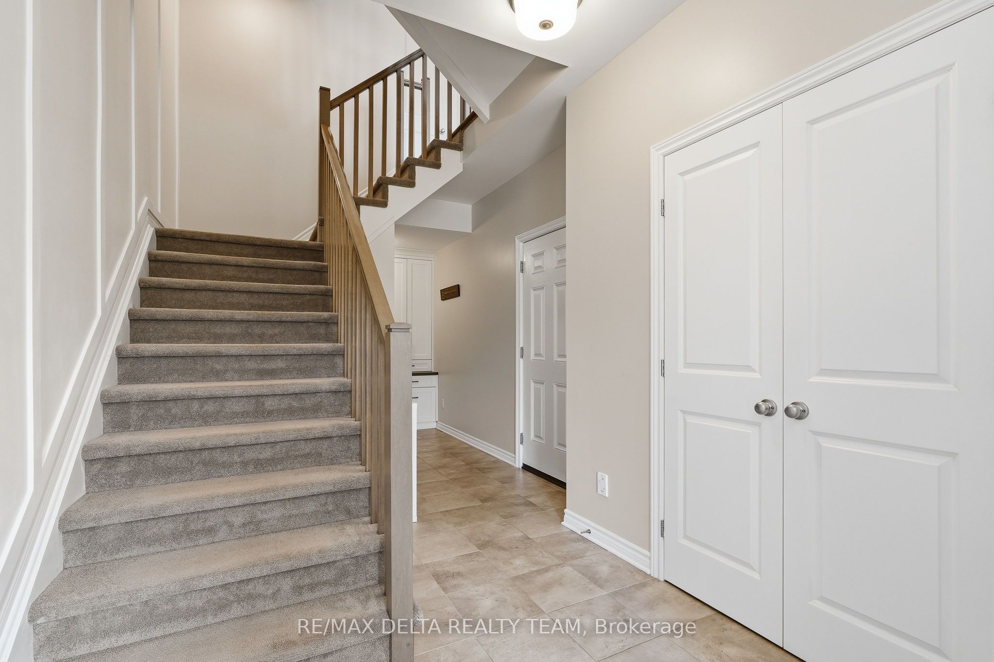 782 Cap Diamant Way, Orleans - Cumberland and Area, ON K4A 1J9