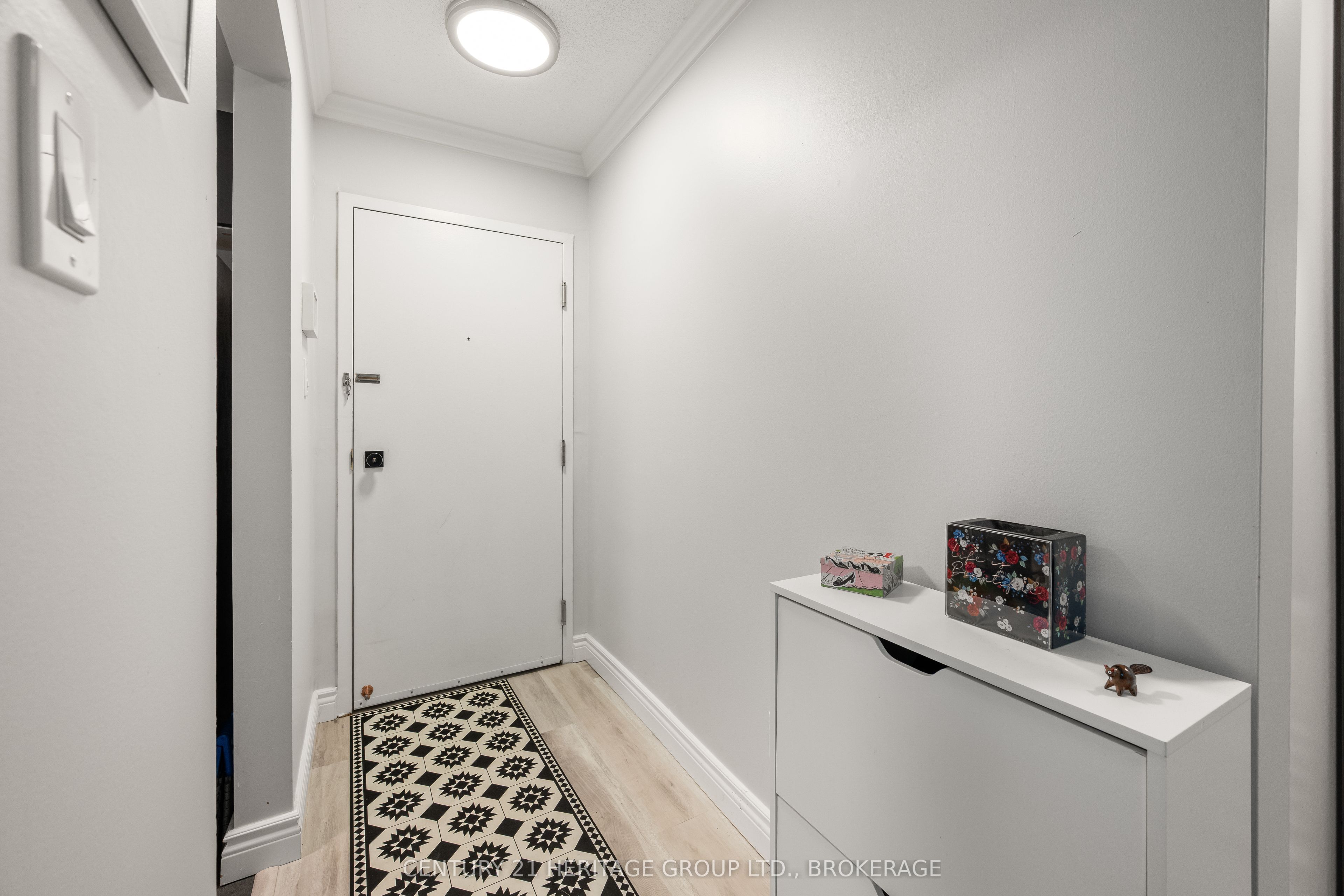 573 Armstrong Road E 114, Kingston, ON K7M 8J8