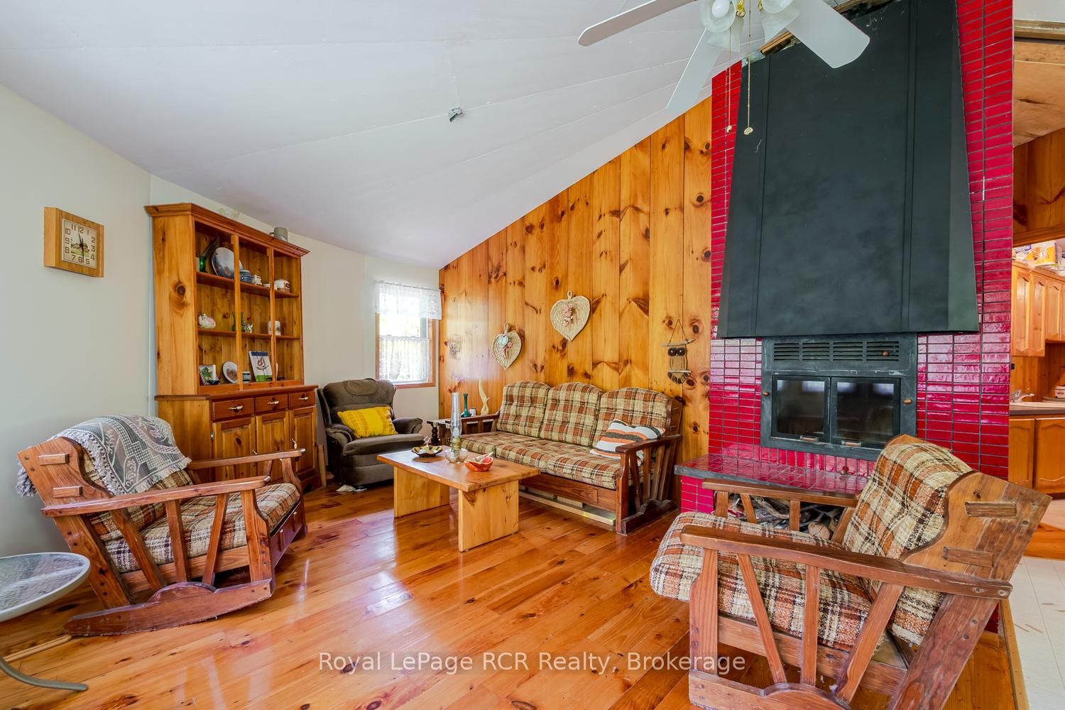 16 Youngs Drive, South Bruce Peninsula, ON N0H 1X0
