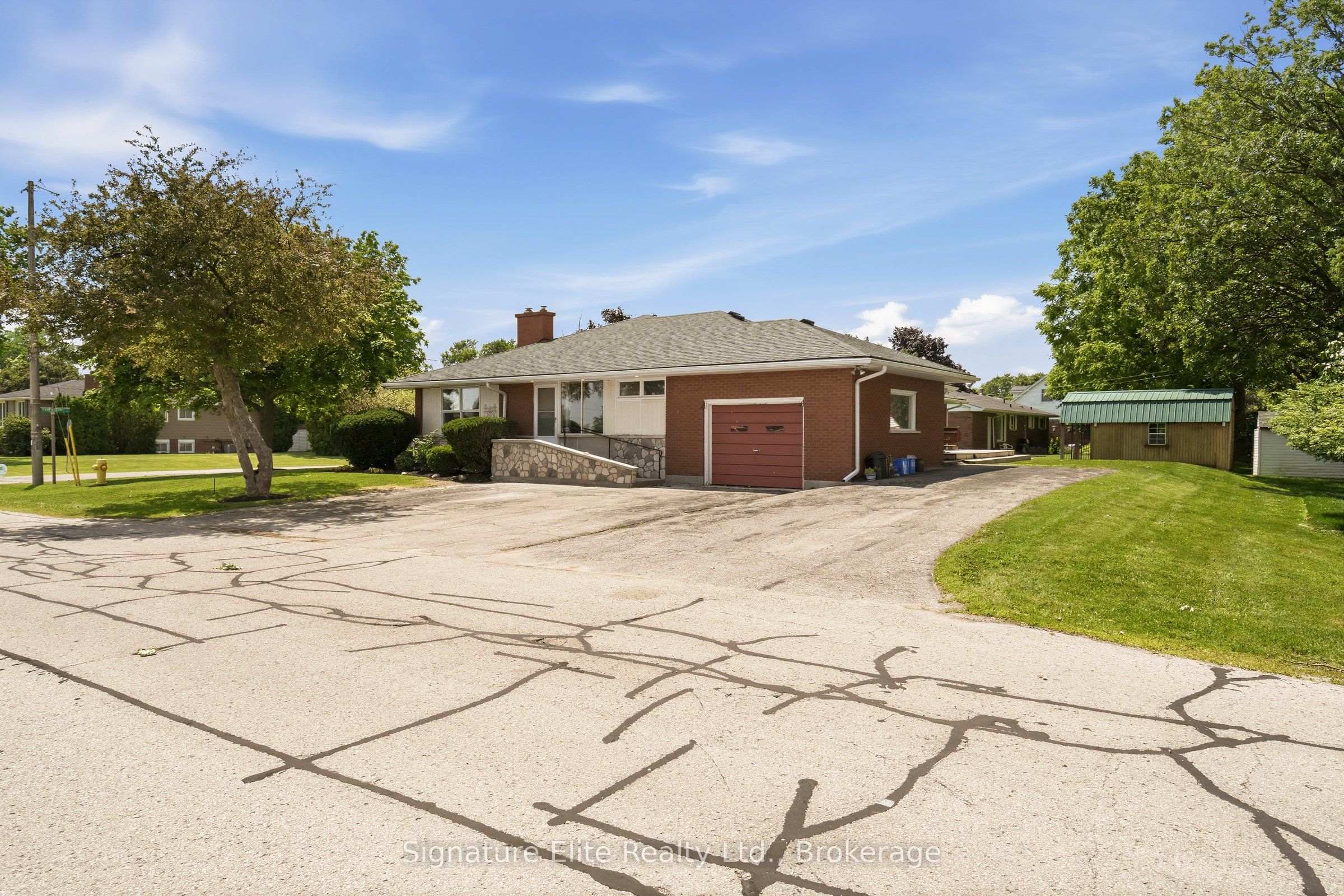 17 Fairfield Drive, Haldimand, ON N0A 1H0