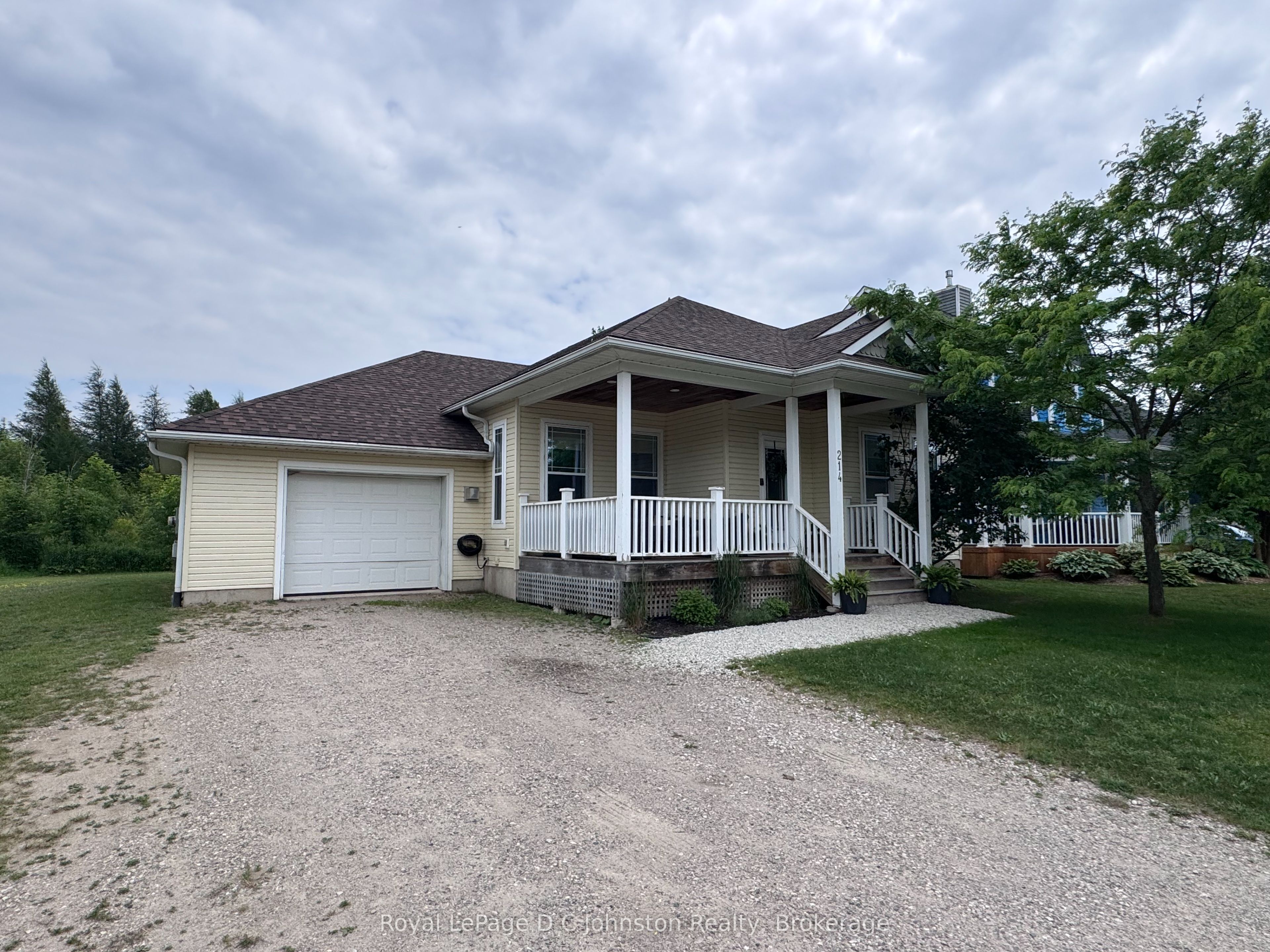 214 Emerald Drive S, Saugeen Shores, ON N0H 2L0