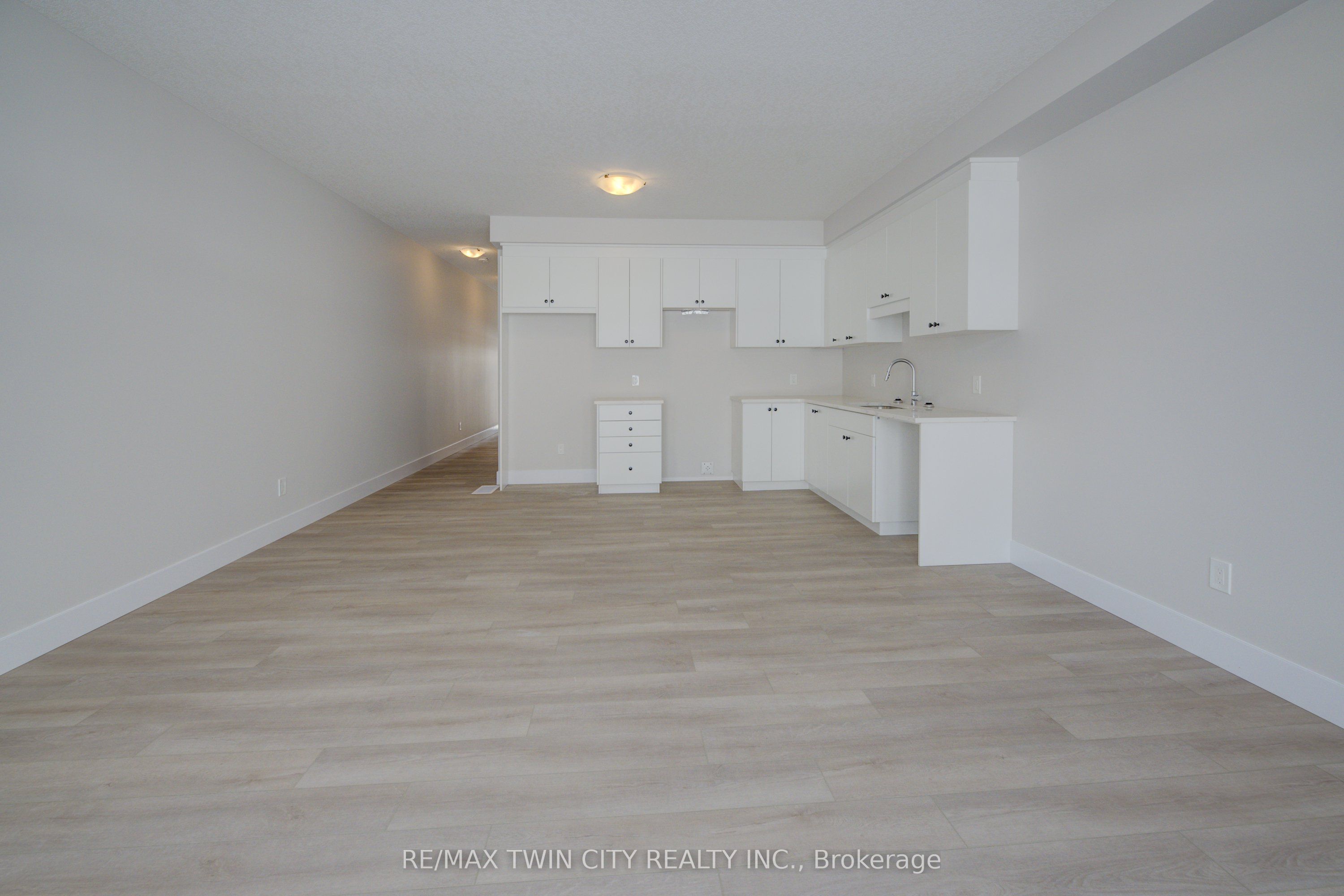 163 Dunnigan Drive, Kitchener, ON N2B 0B1