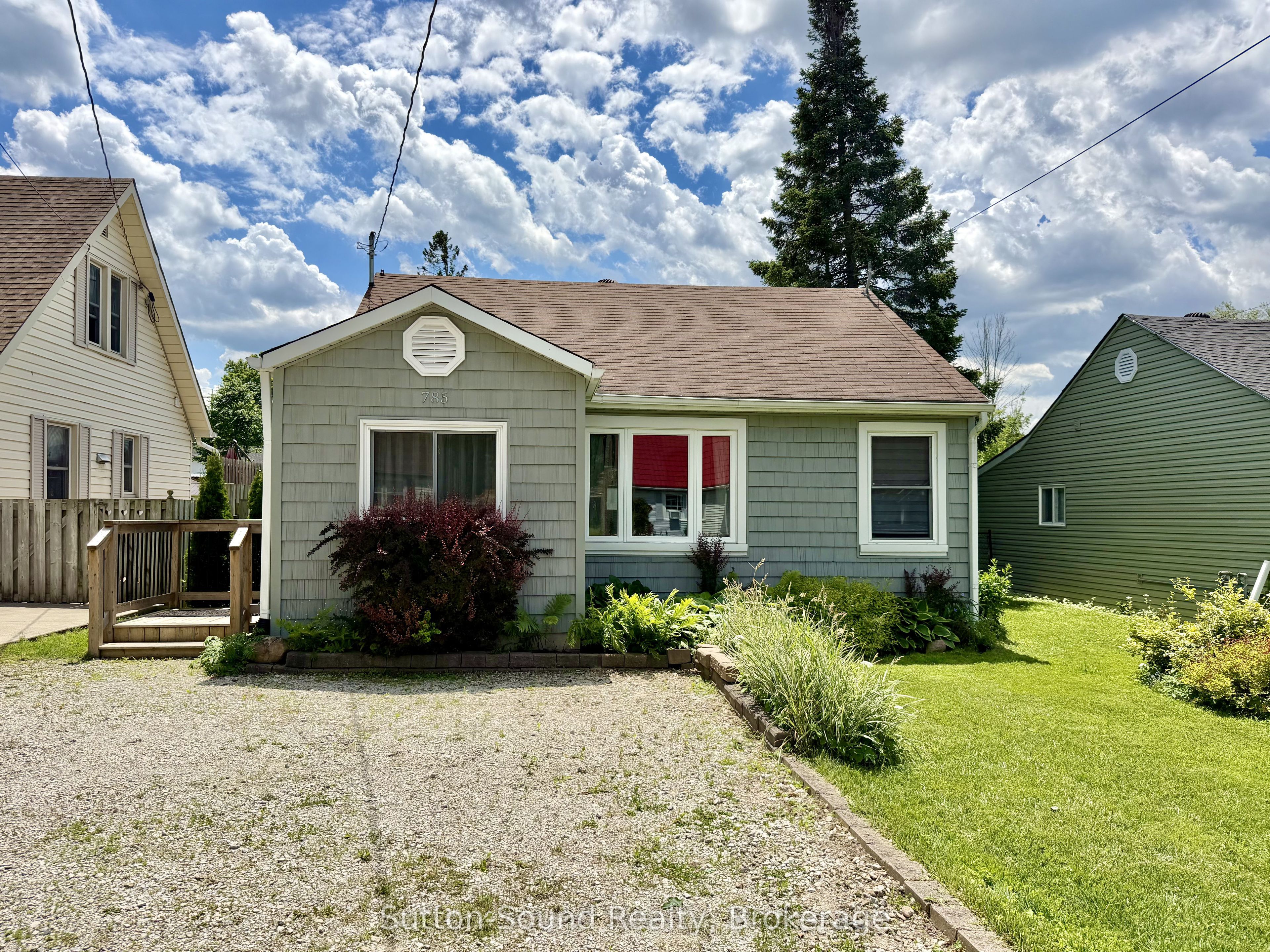 785 7th Street E, Owen Sound, ON N4K 1J8
