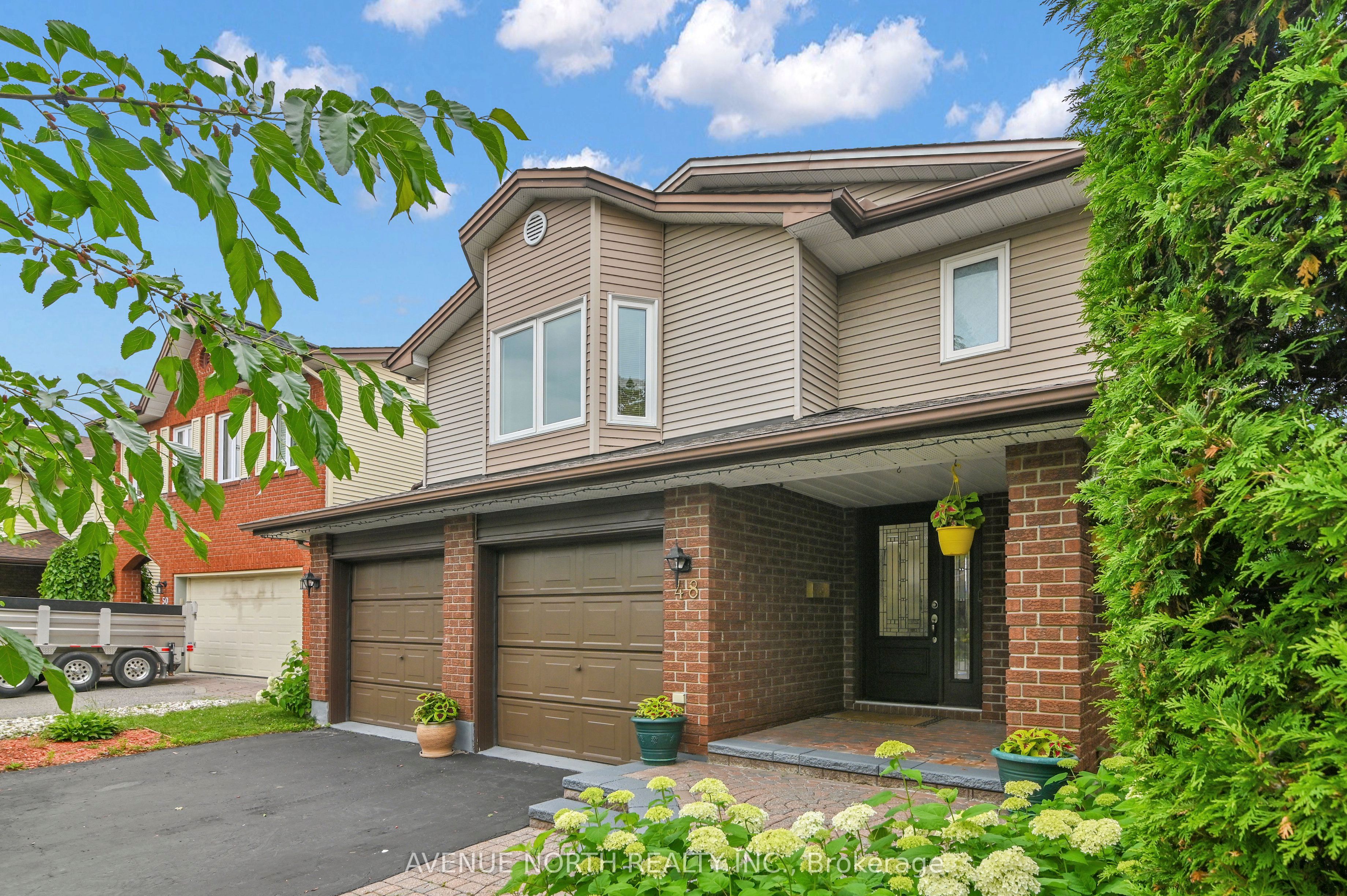 48 Hackett Street, Hunt Club - Windsor Park Village and Area, ON K1V 0P5