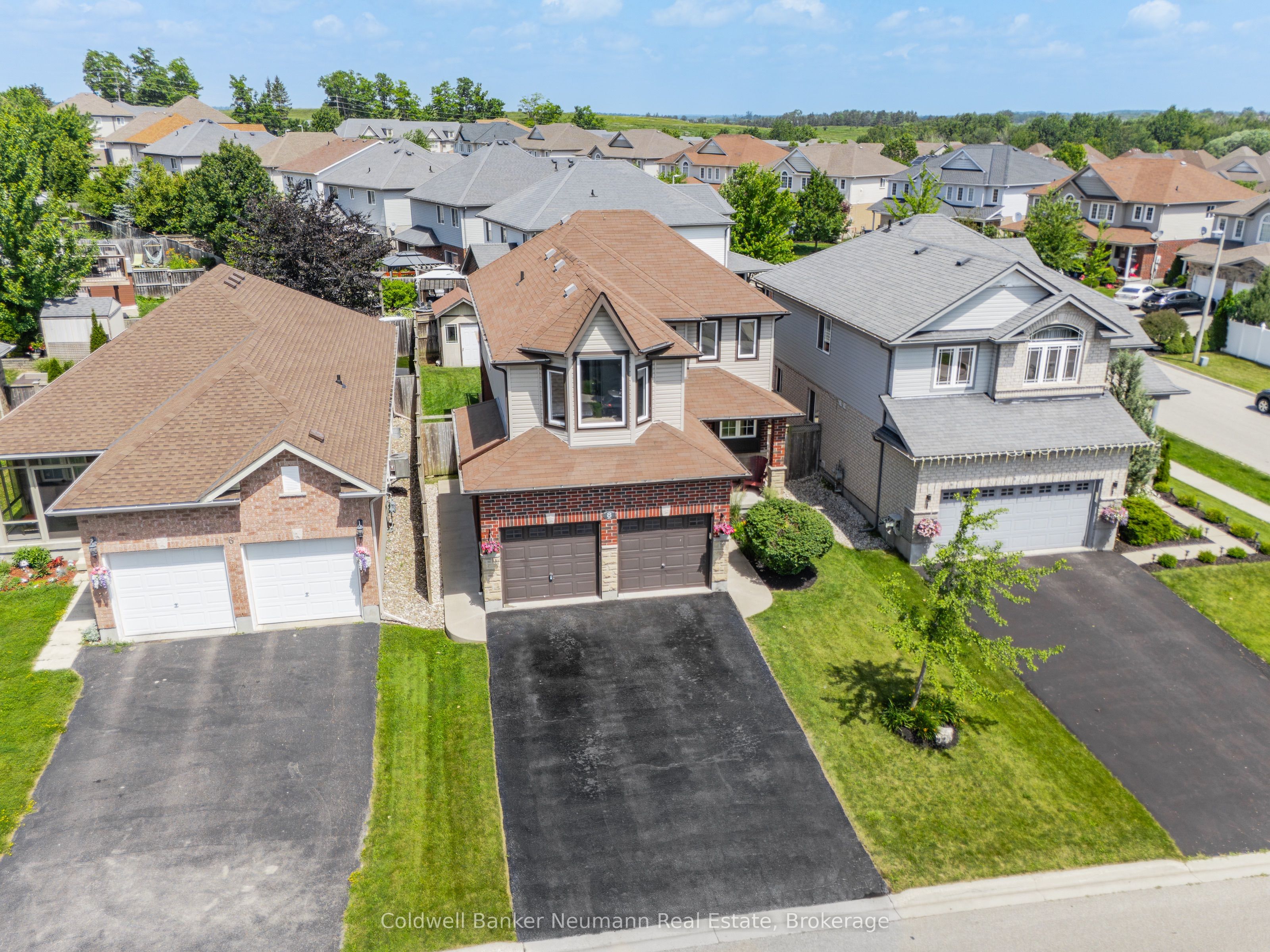 8 Creighton Avenue, Guelph, ON N1E 0G8